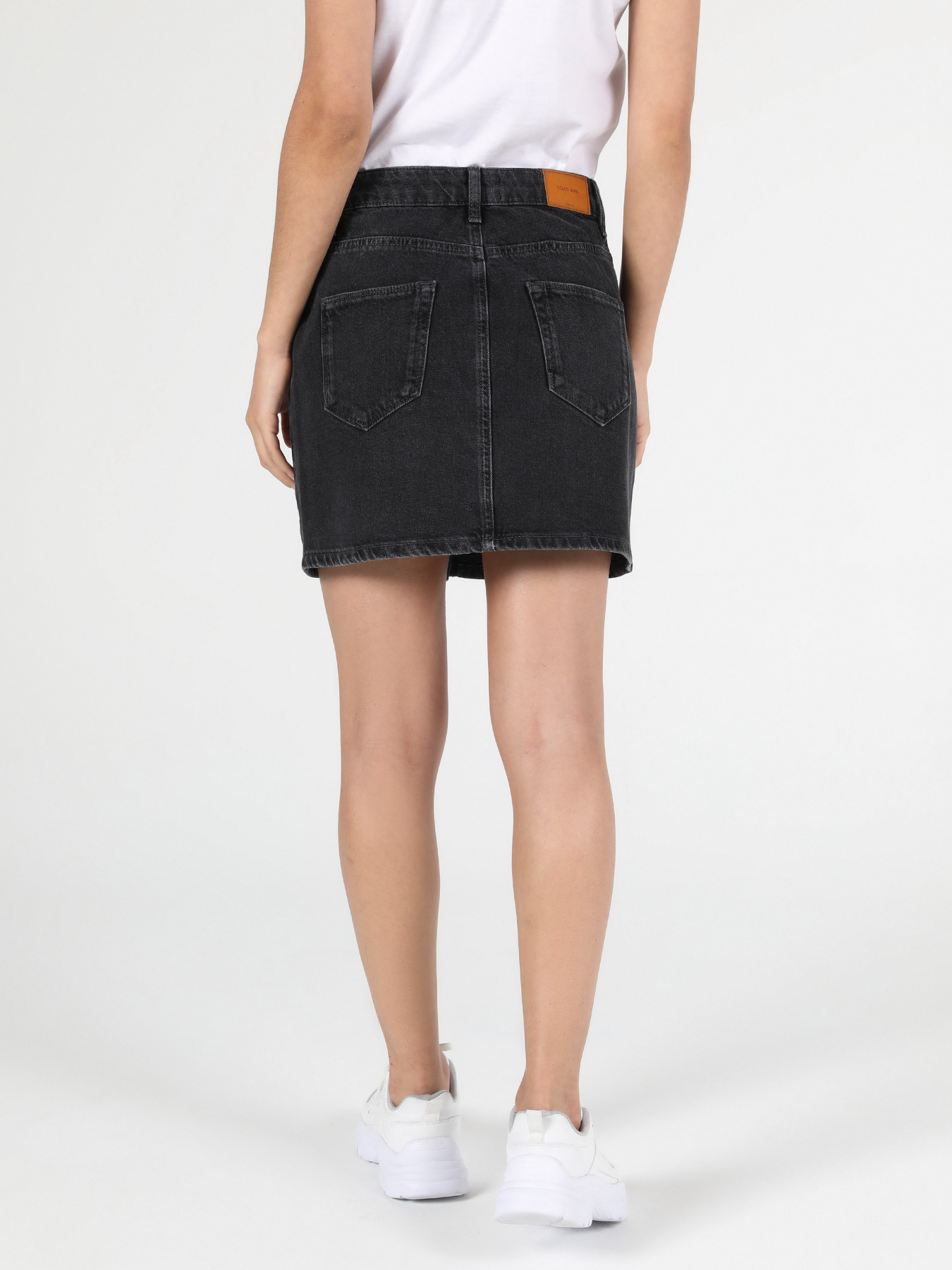 Юбки Colin’s модель CL1052077DN00409 Юбки Colin’s модель CL1052077DN00409 Фото