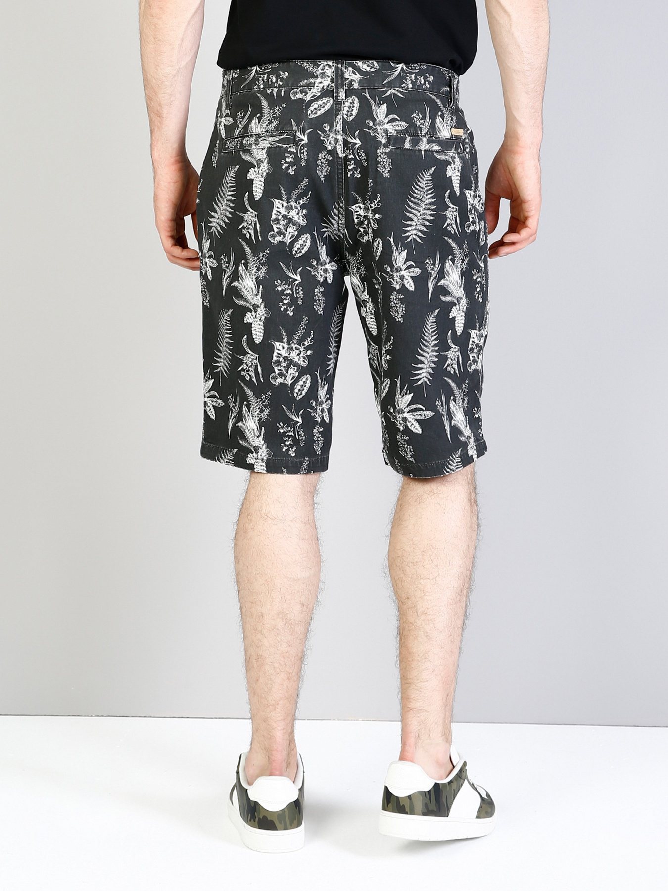 Шорти Colin’s модель CL1033268BLK Фото