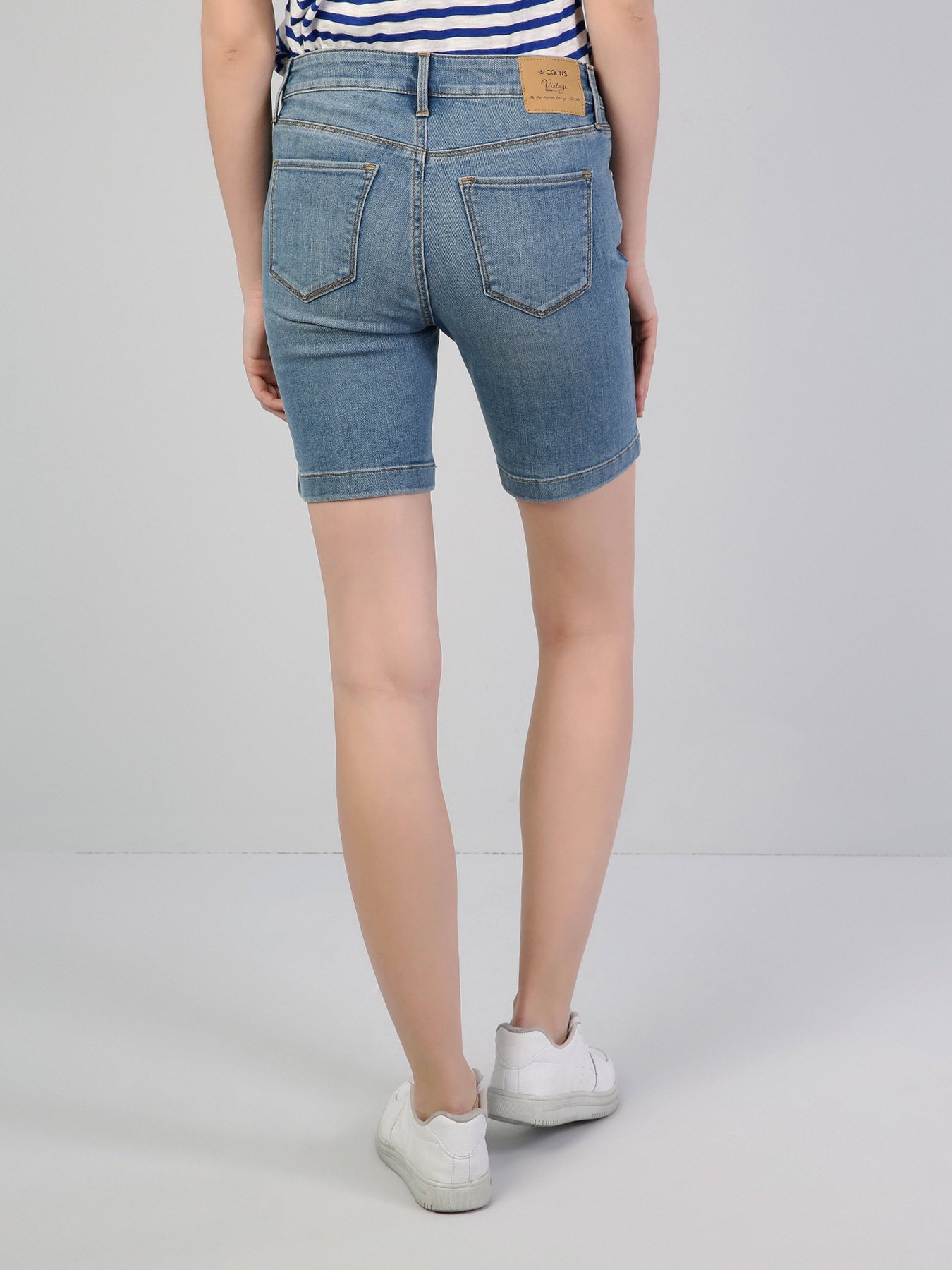 Шорты джинсовые Colin’s модель CL1036045DN05326 Фото