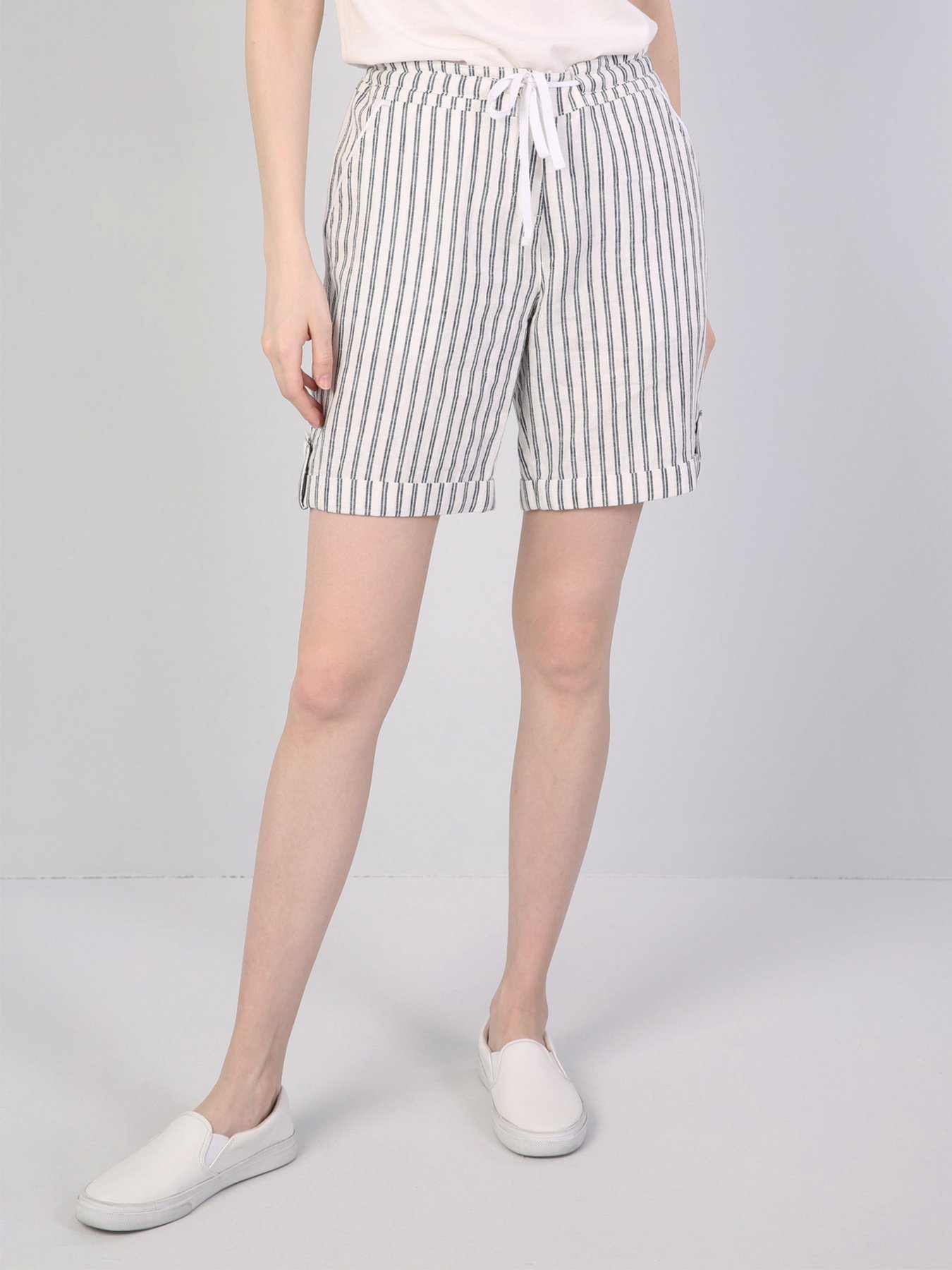 Повседневные шорты Colin’s модель CL1043715OFW Фото