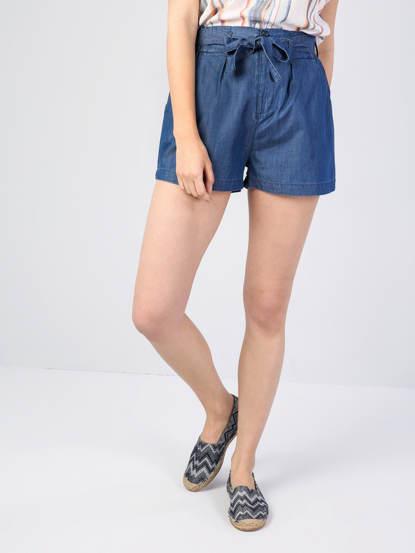 Шорты джинсовые Colin’s модель CL1043976DN01205 Фото