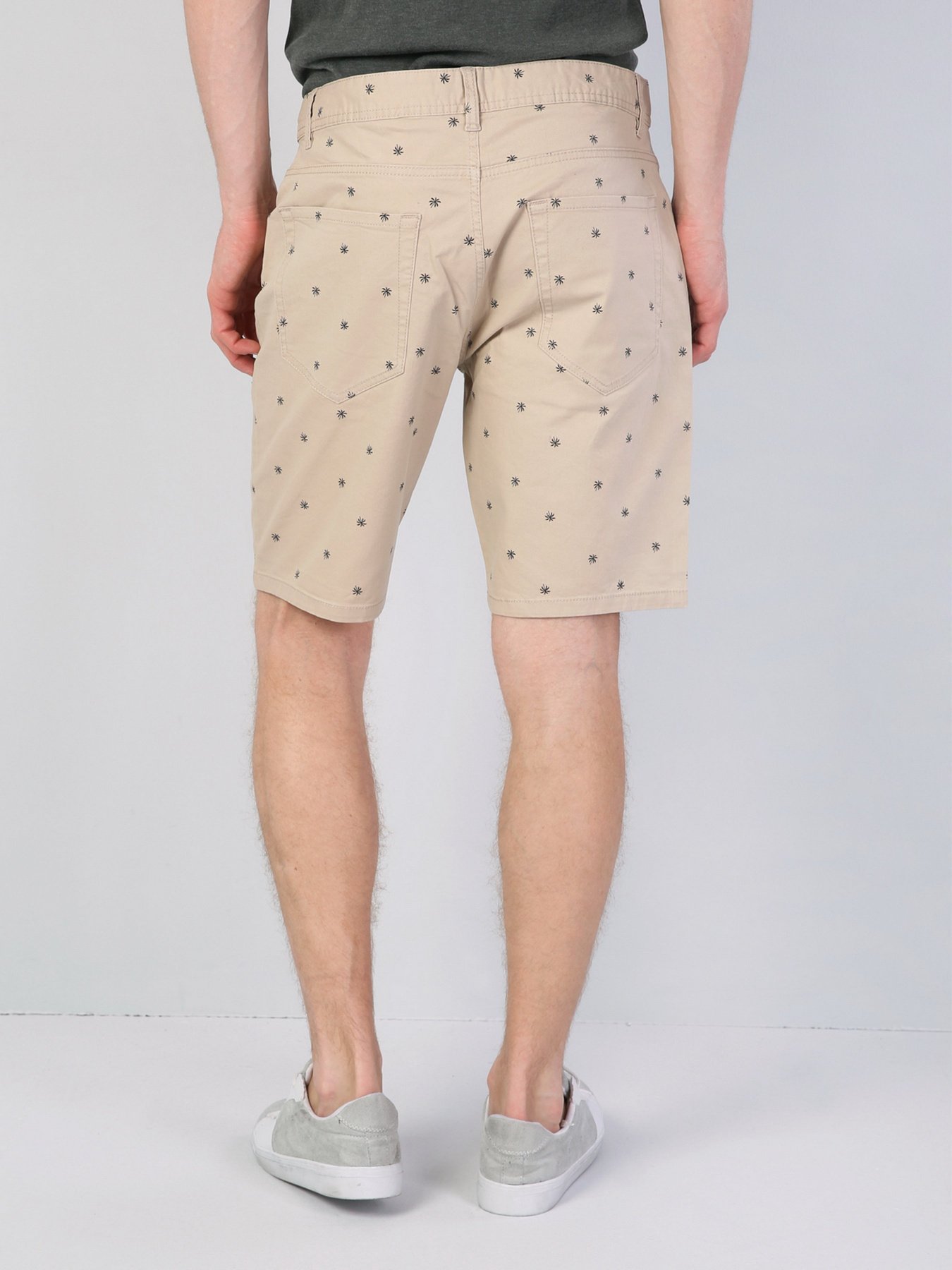 Повседневные шорты Colin’s модель CL1042873BEI Фото