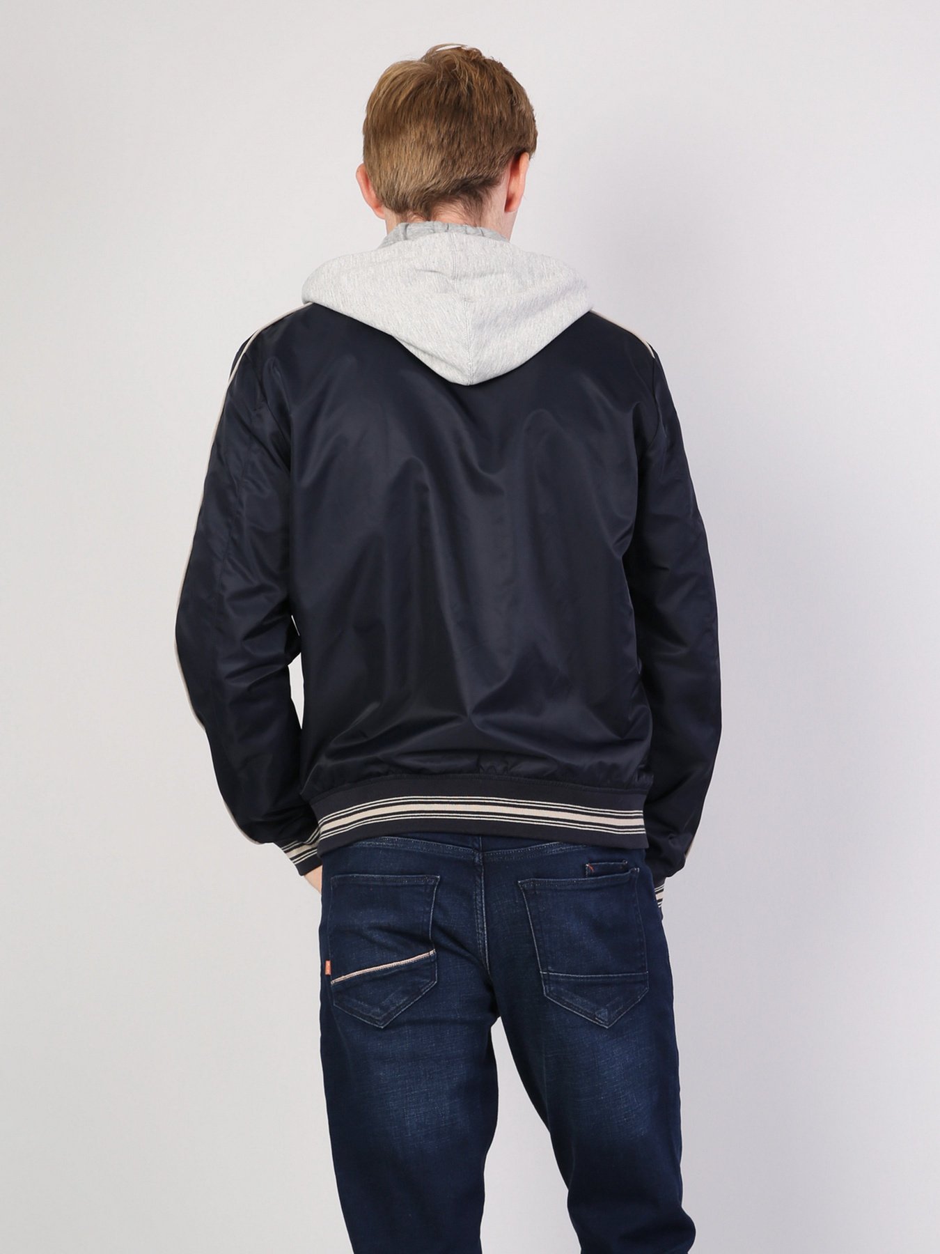 Демісезонна куртка Colin’s модель CL1040626NAV Фото