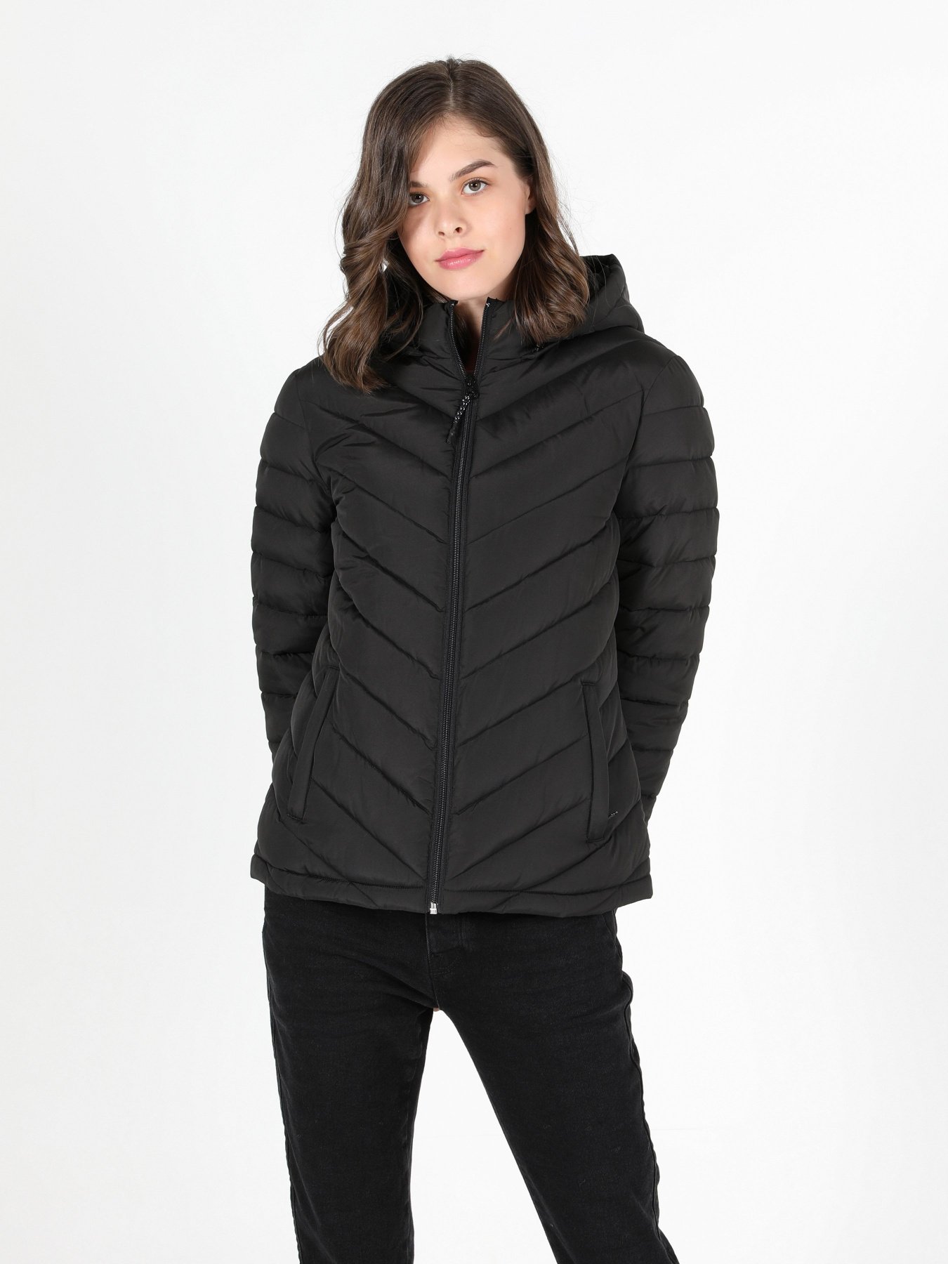 Зимняя куртка Colin’s модель CL1050795BLK Зимняя куртка Colin’s модель CL1050795BLK Фото