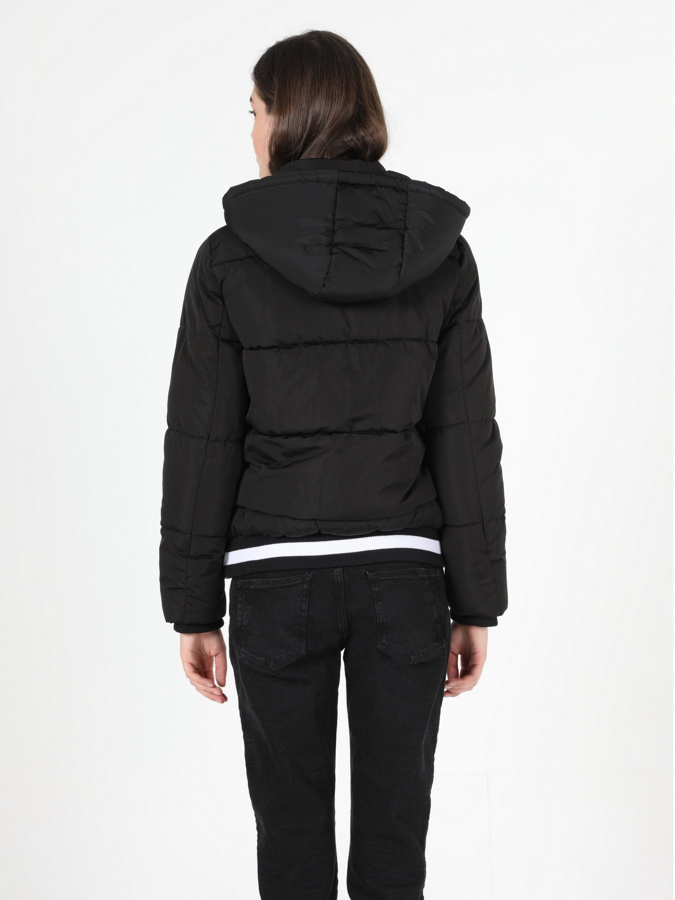 Зимняя куртка Colin’s модель CL1051050BLK Фото