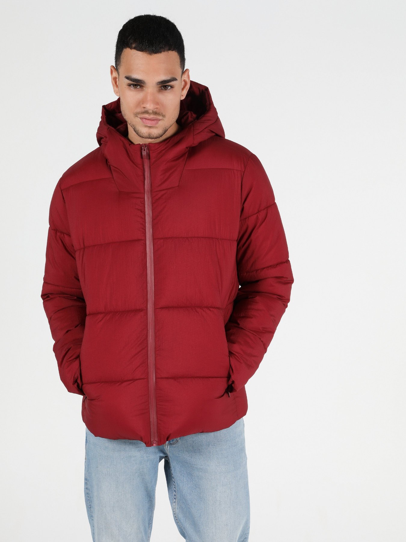 Зимняя куртка Colin’s модель CL1051259RED Фото