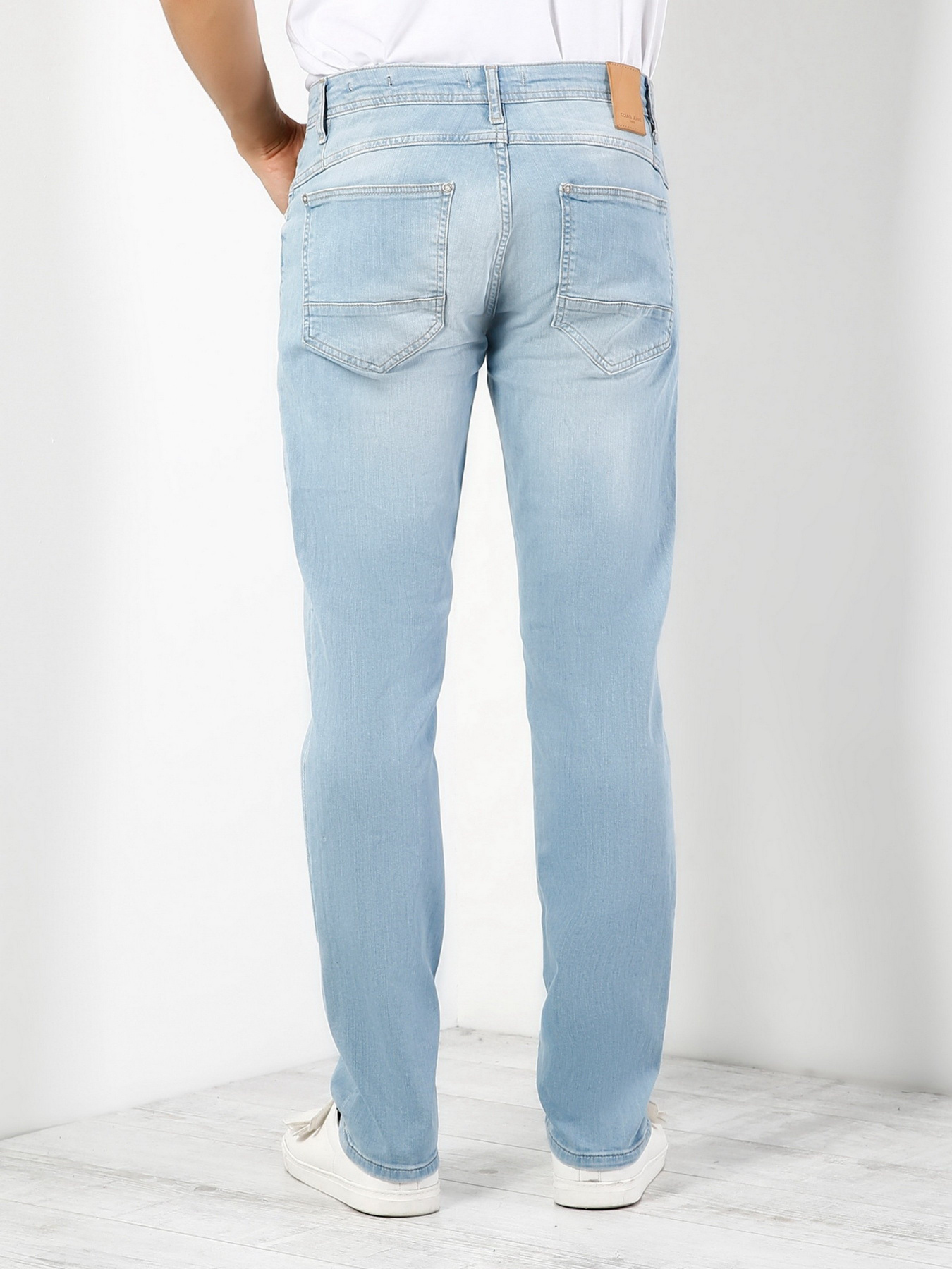 Джинсы Colin’s 044 Karl модель CL1029933DN08279 Фото