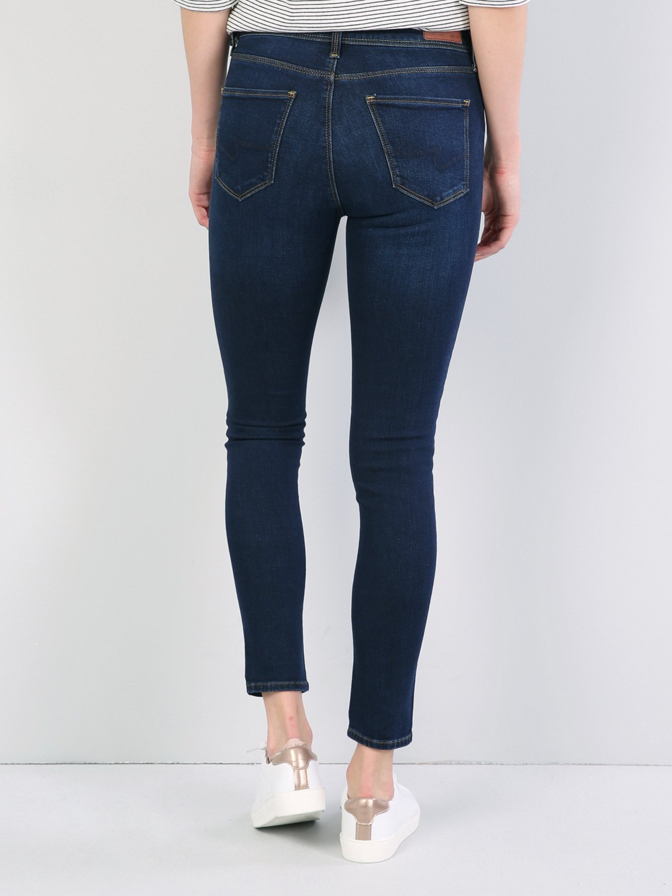 Джинсы Colin’s модель CL1031111DN02804 Фото