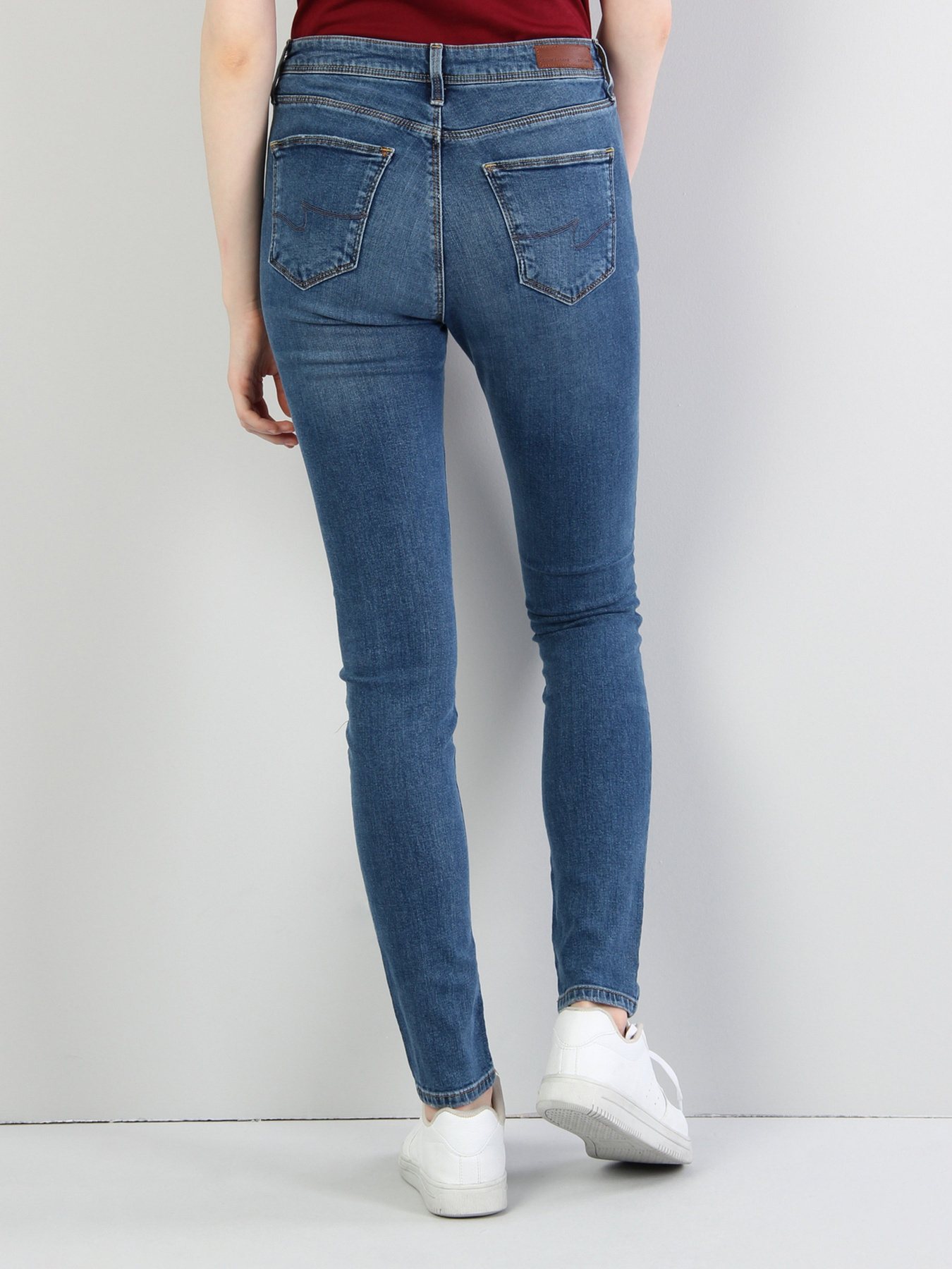 Джинсы Colin’s 759 Lara модель CL1031112DN02806 Фото