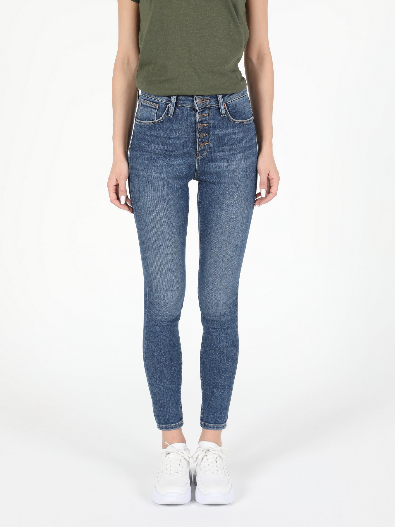 Джинсы Colin’s модель CL1052829DN41093 Джинсы Colin’s модель CL1052829DN41093 Фото