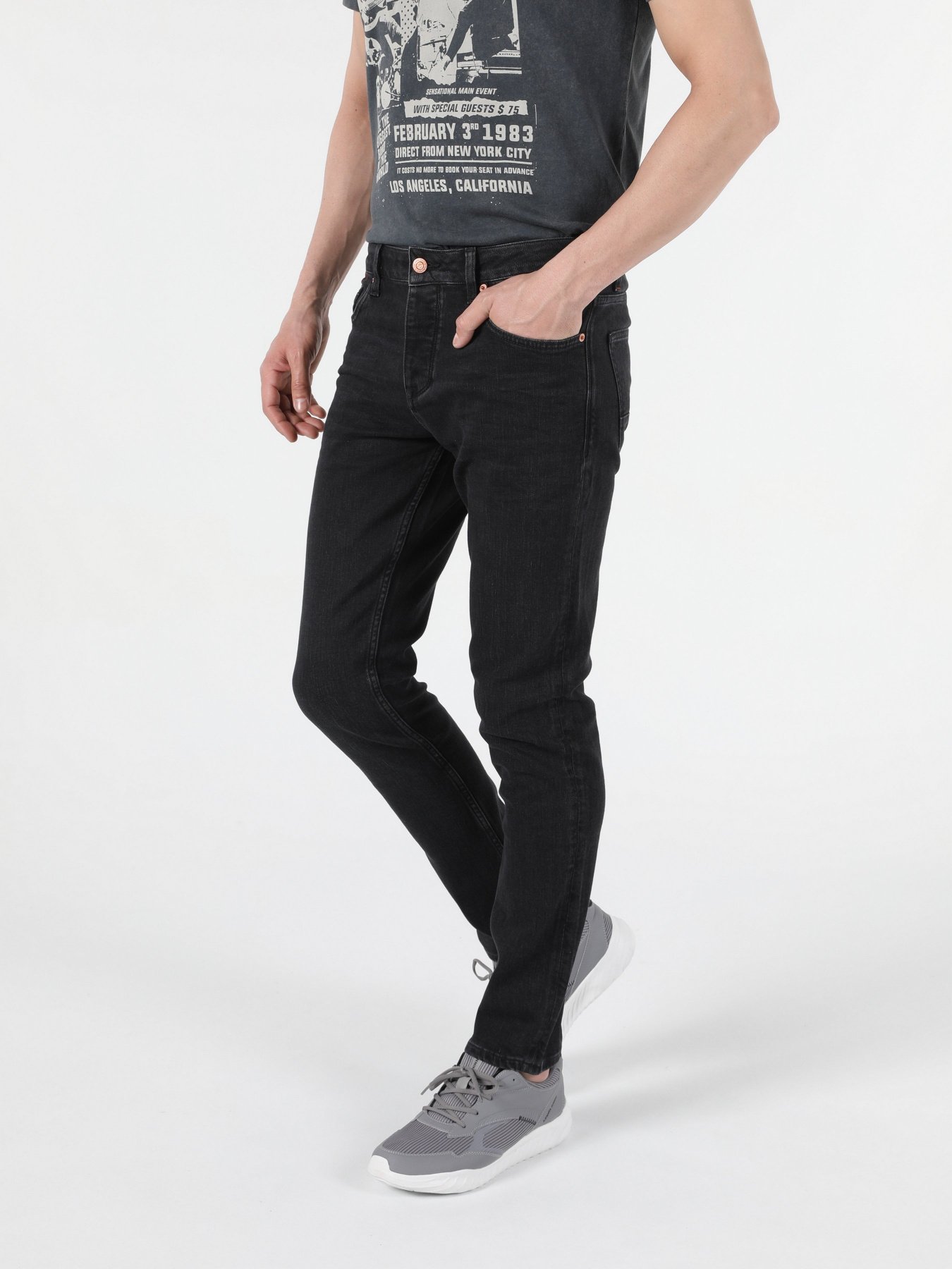 Прямые джинсы Colin’s 044 Karl Straight модель CL1052890DN41268 Фото