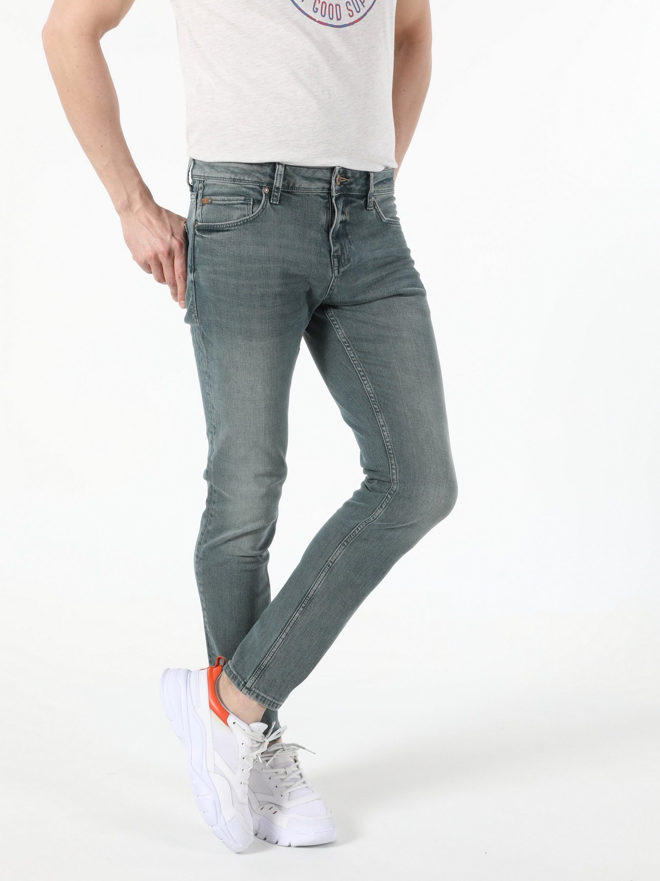 Прямые джинсы Colin’s 044 Karl модель CL1054541DN08858 Фото