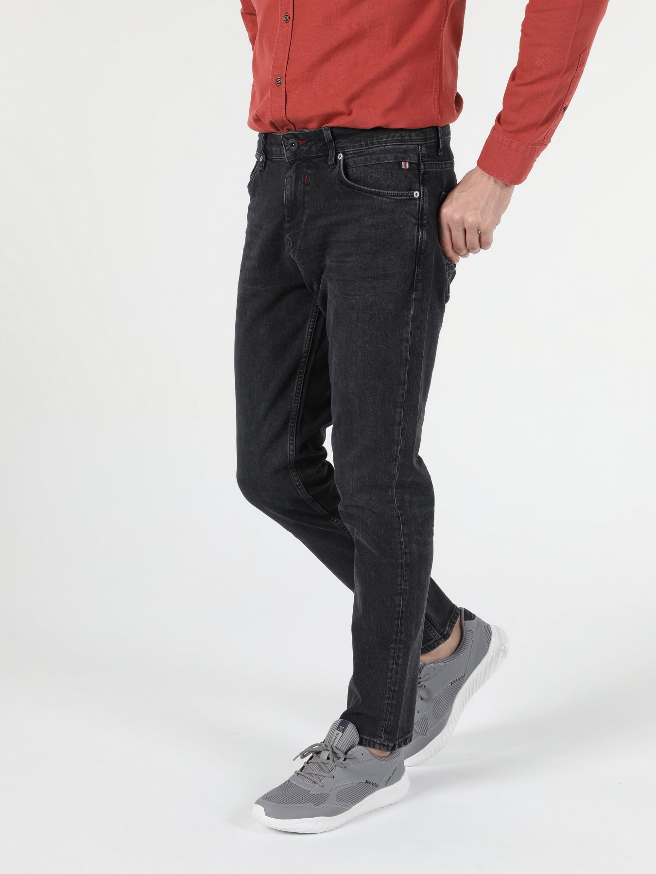 Джинсы Colin’s модель CL1054553DN41342 Фото