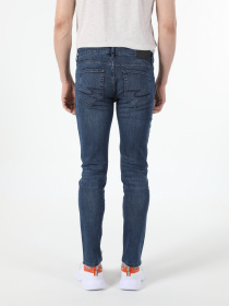 Зауженные джинсы Colin’s 041 Danny модель CL1055275DN03933 Фото