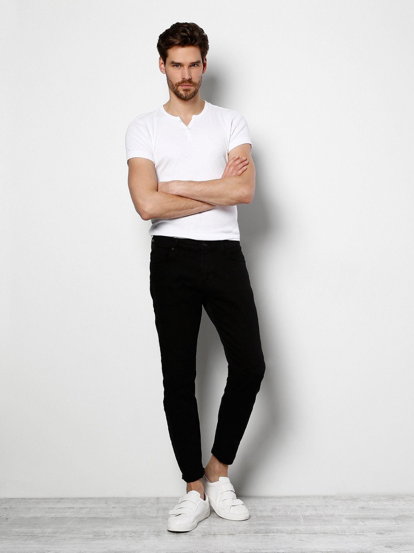 Футболки и поло Colin’s модель CL1023068WHT Фото