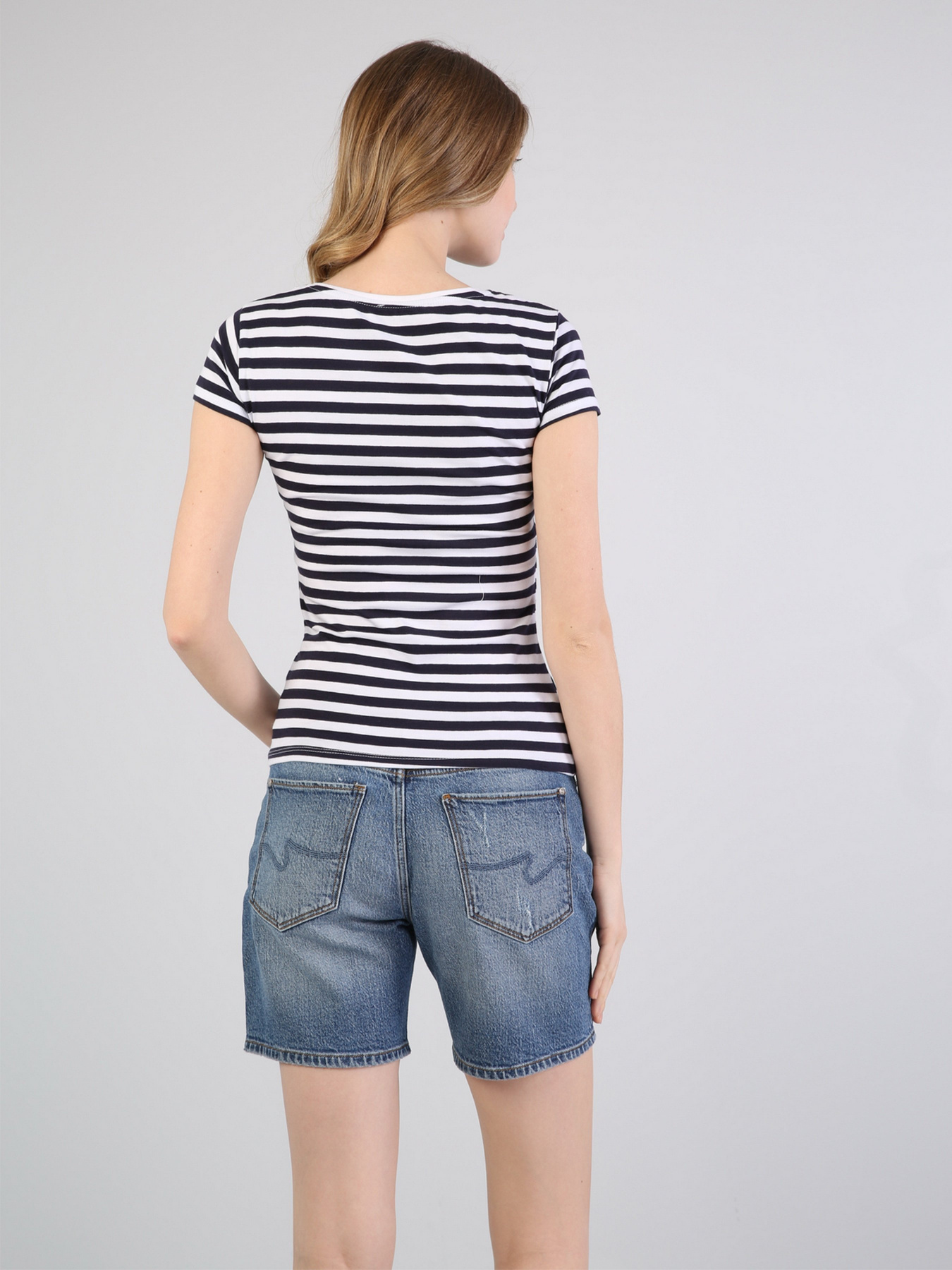 Футболки и поло Colin’s модель CL1035211NAV Фото