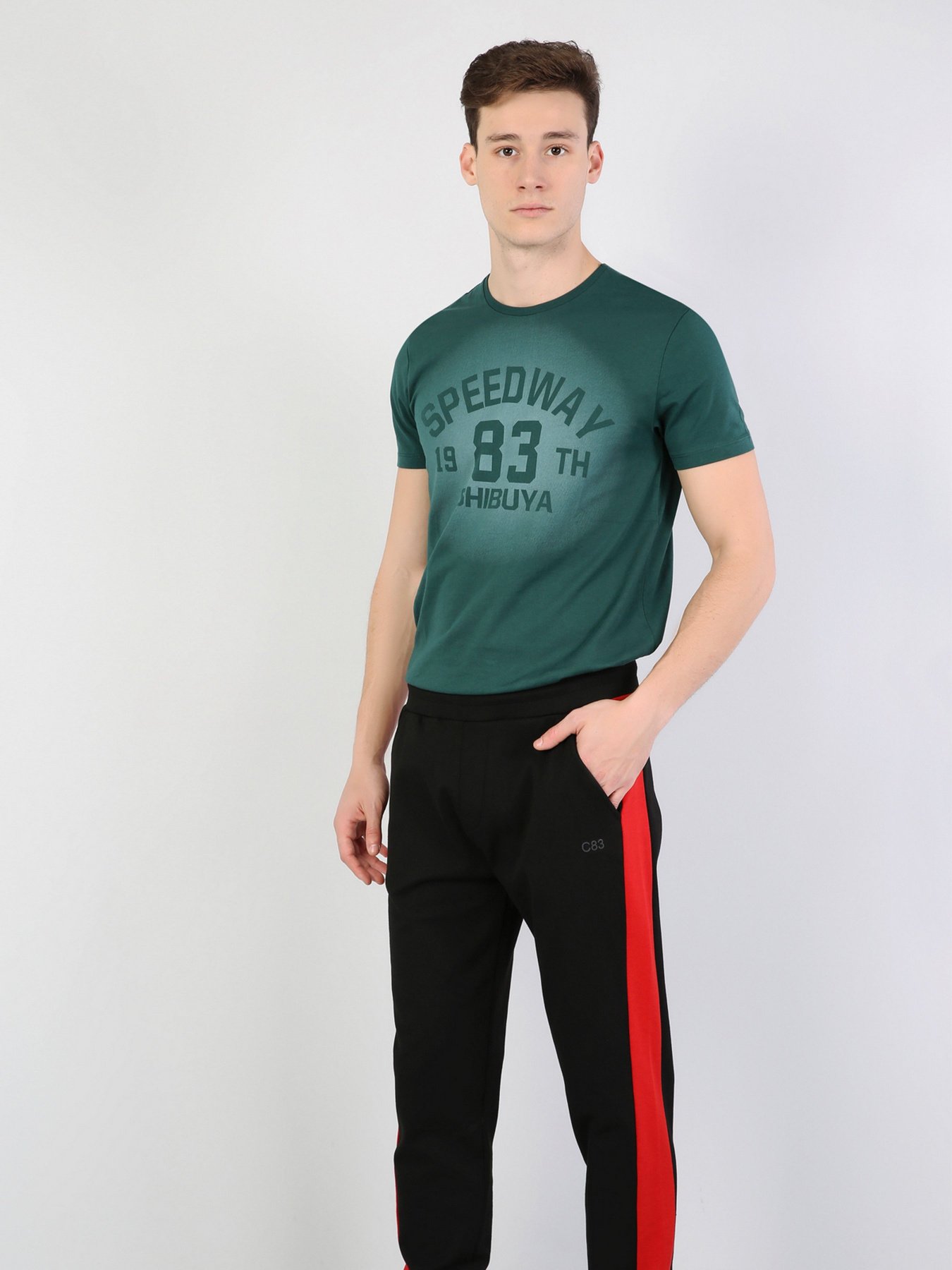 Футболки и поло Colin’s модель CL1042571GRN Фото