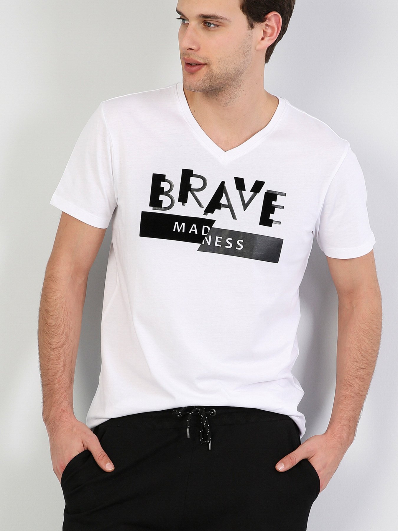 Футболки и поло Colin’s модель CL1043007WHT Фото