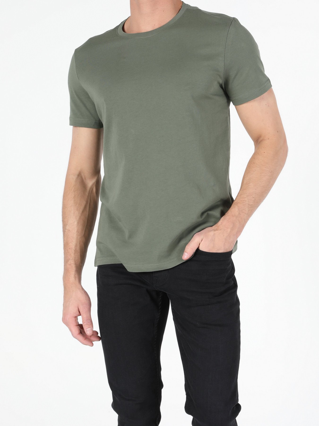 Футболки и поло Colin’s модель CLTKTTSHM0022575KHA Фото