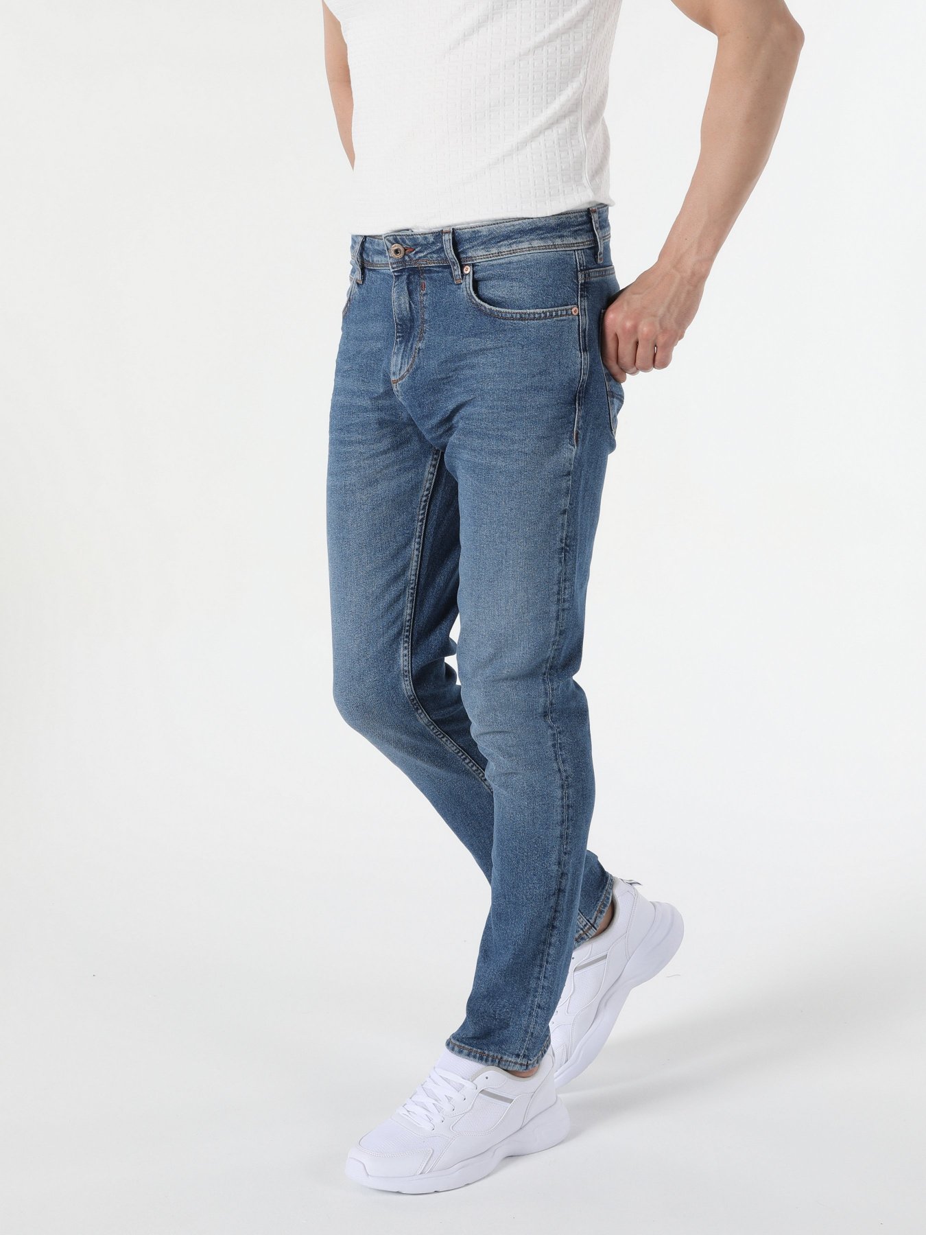 Джинсы Colin’s 044 Karl Straight модель CL1055454DN03624 Фото