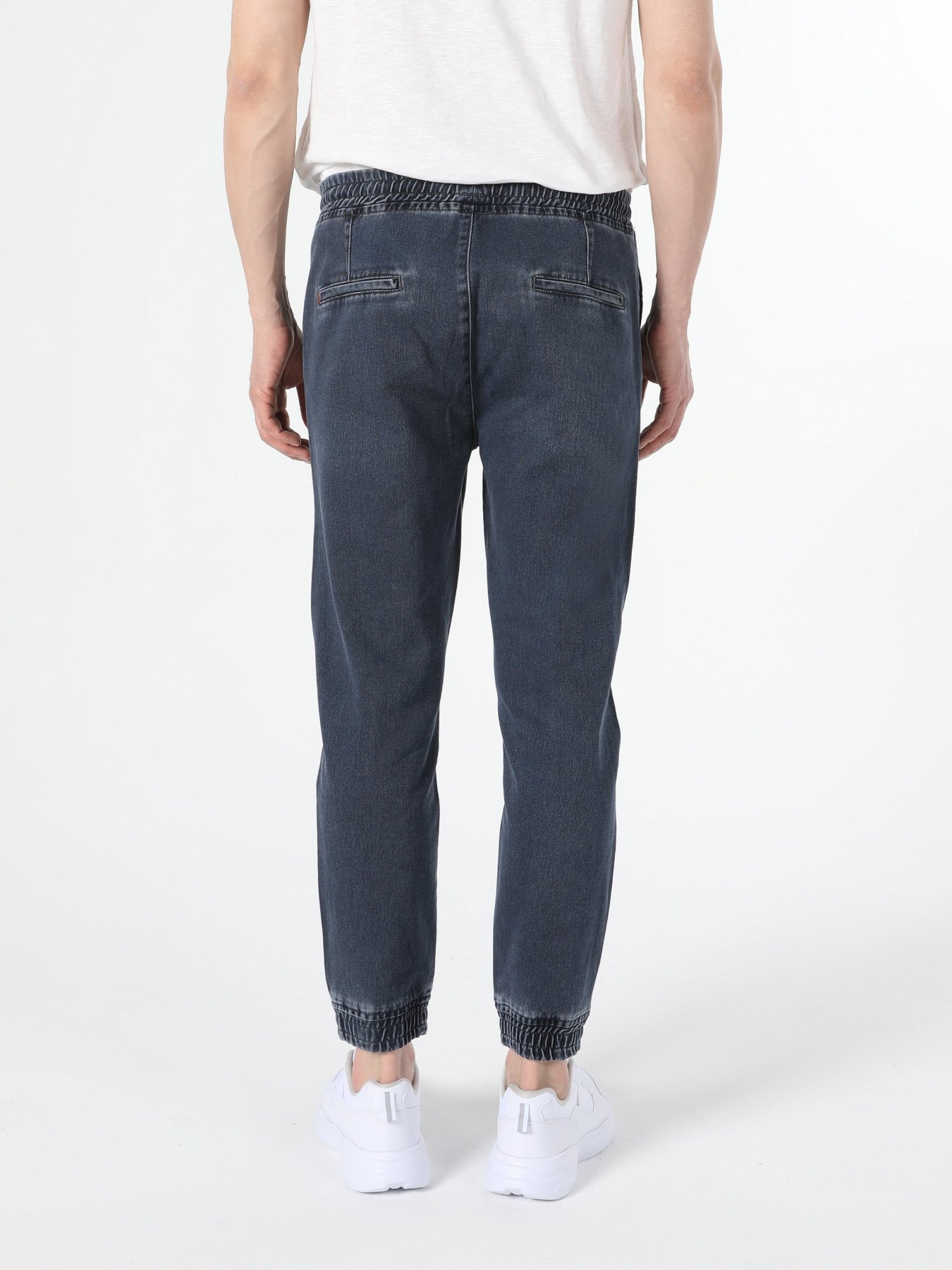 Джогери Colin’s модель CL1055487DN41448 Фото