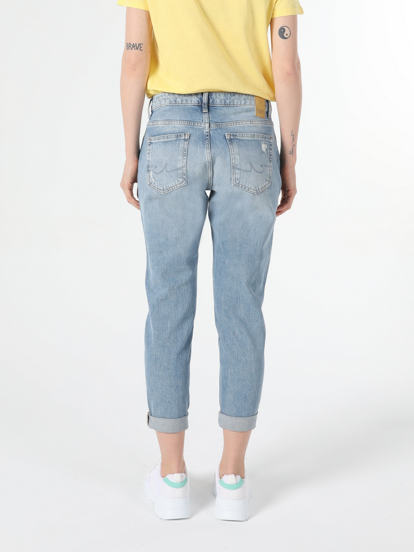 Бойфренды Colin’s 893 Julia модель CL1055540DN02063 Фото