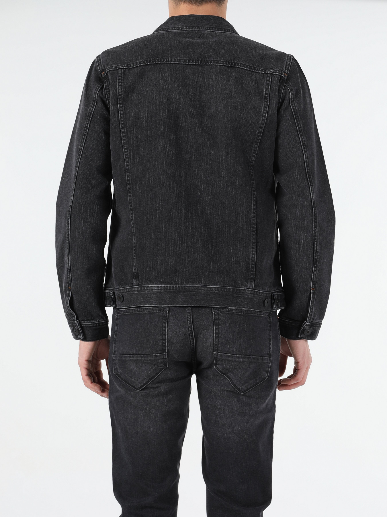 Жакет Colin’s модель CL1054807DN04331 Фото