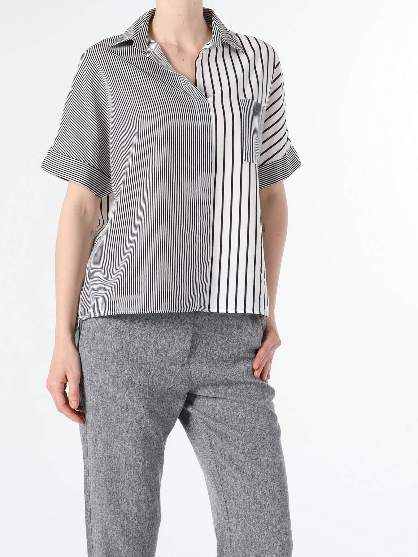 Сорочка повсякденна Colin’s модель CL1054682BLK Сорочка повсякденна Colin’s модель CL1054682BLK Фото