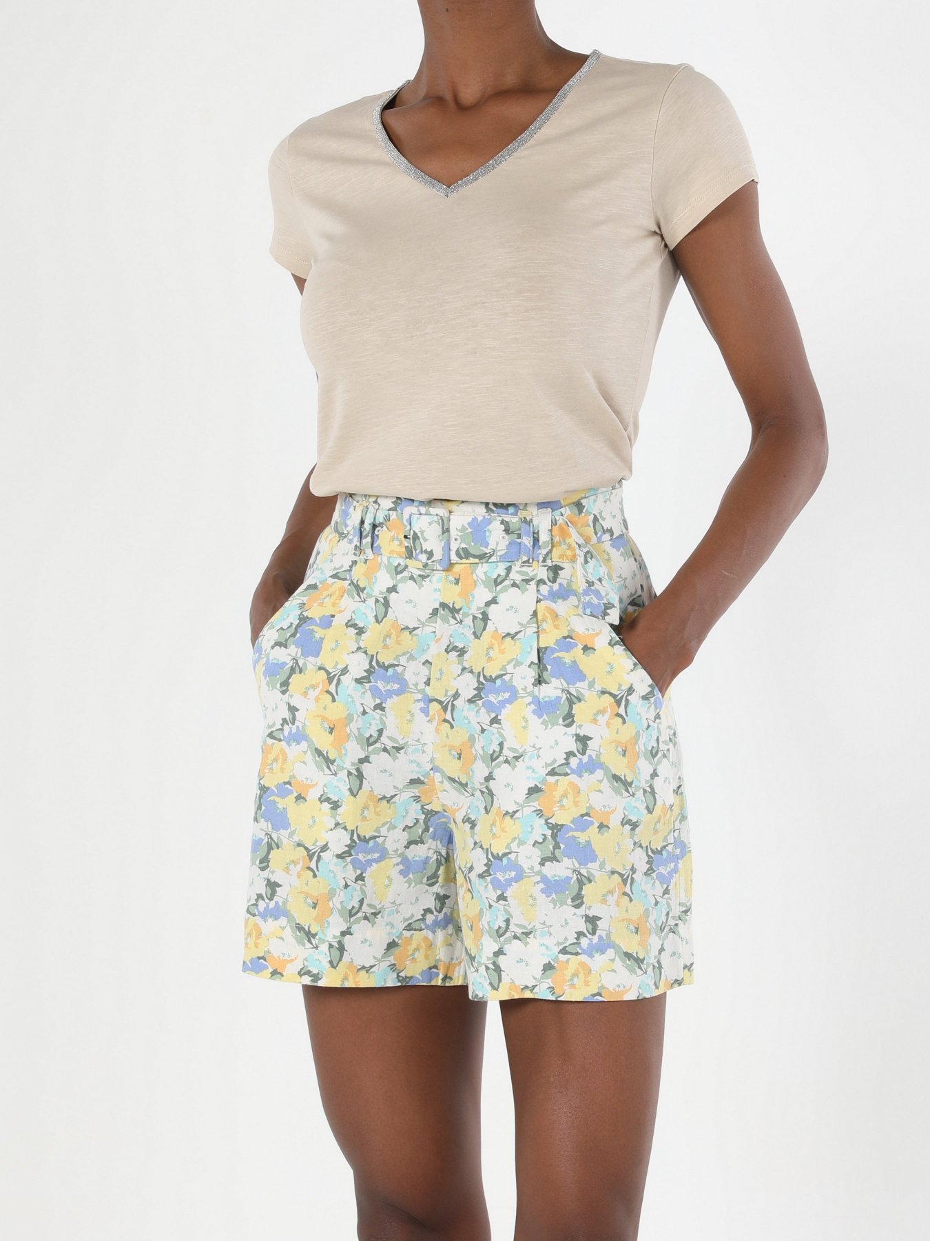 Футболки и поло Colin’s модель CL1054280BEI Фото