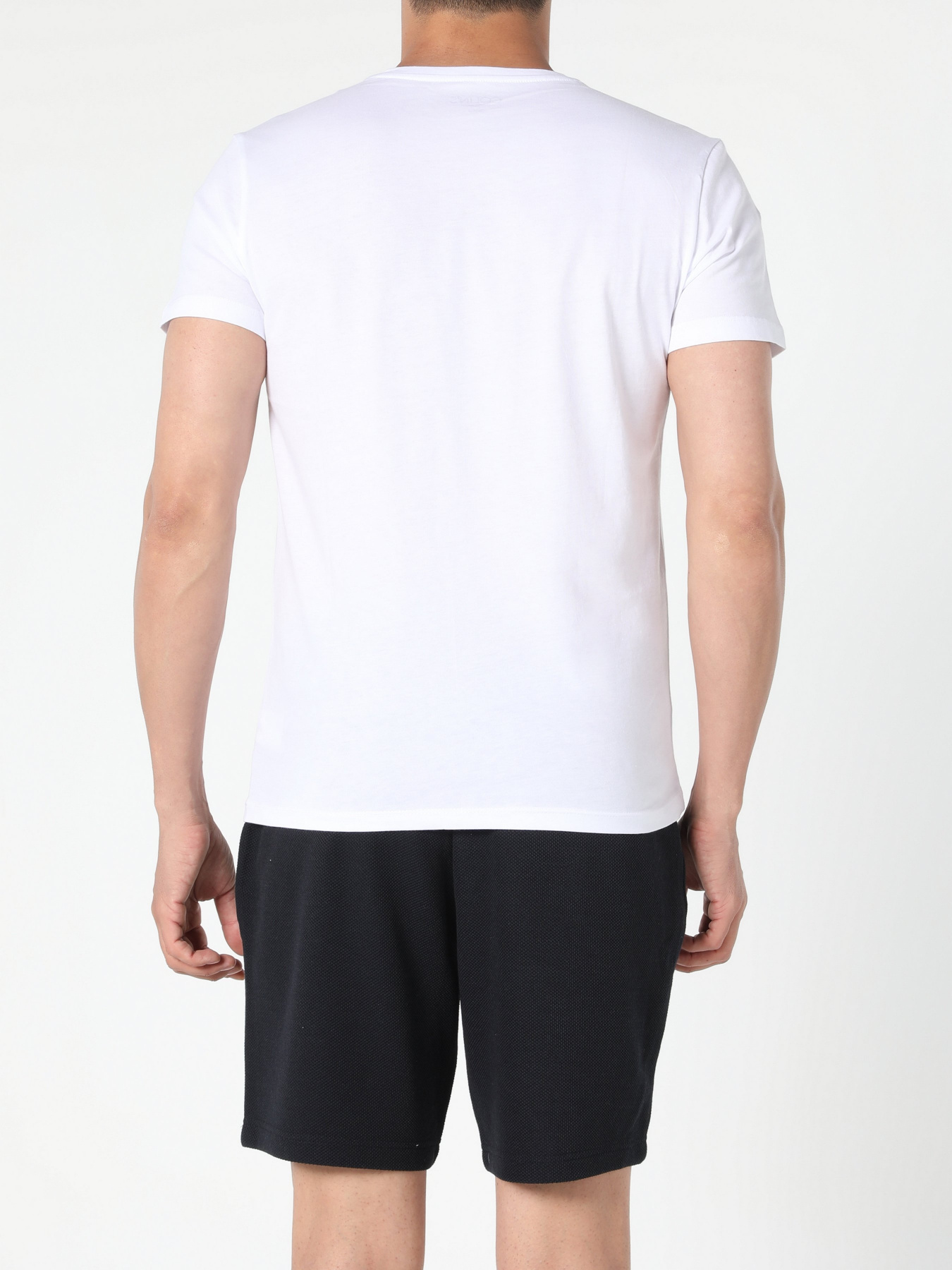 Футболки и поло Colin’s модель CL1054885WHT Фото