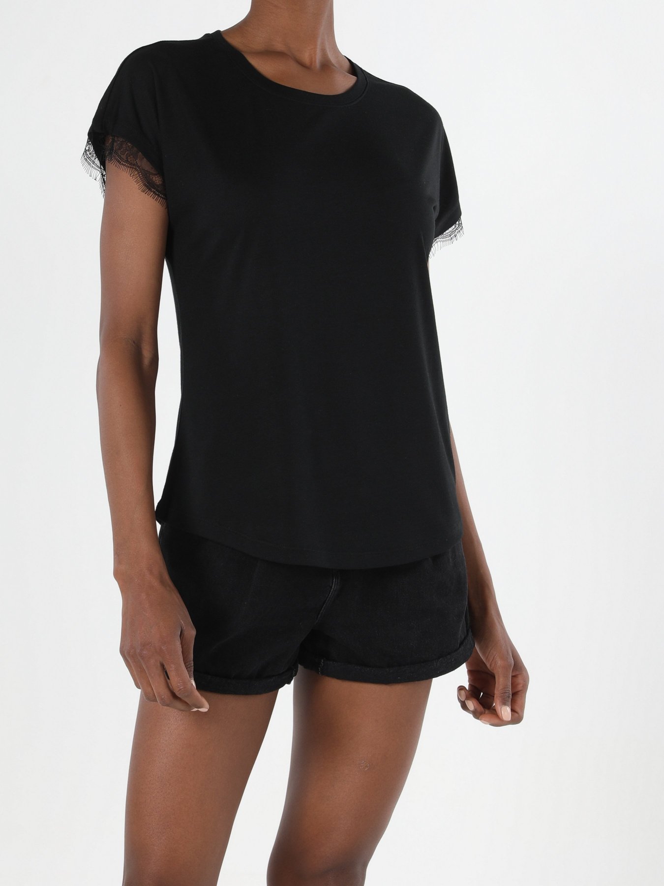 Футболки и поло Colin’s модель CL1056346BLK Фото