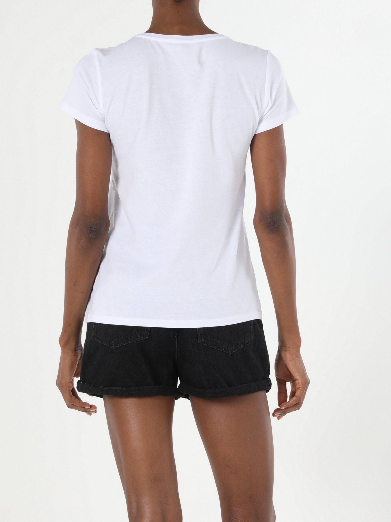 Футболки и поло Colin’s модель CL1056369WHT Фото