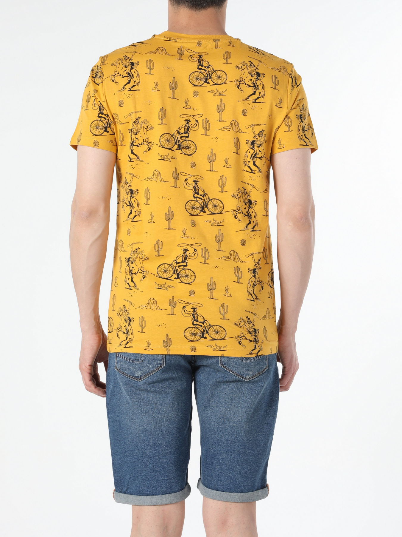 Футболки и поло Colin’s модель CL1056443YLS Фото