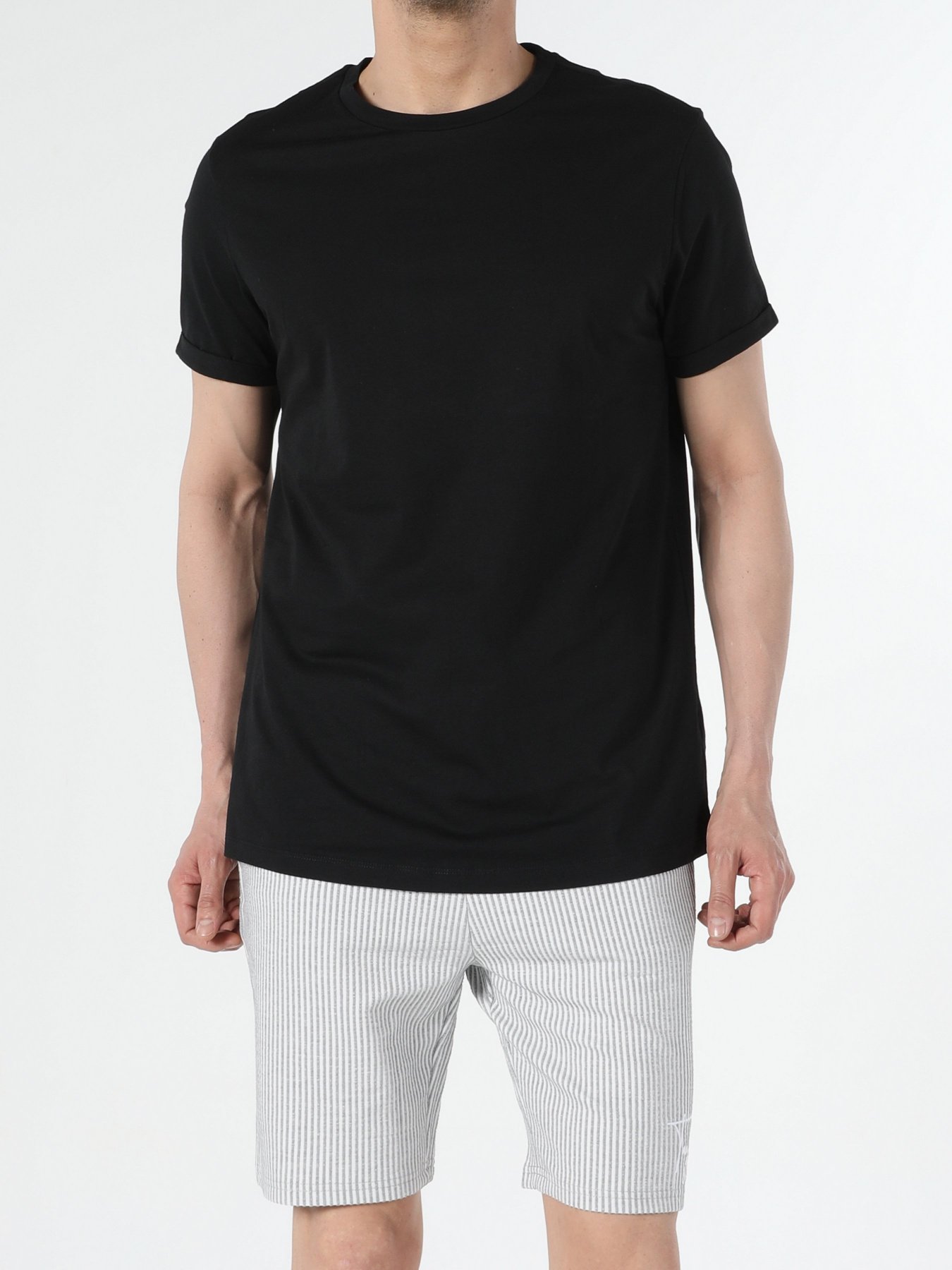 Футболки и поло Colin’s модель CL1056446BLK Фото