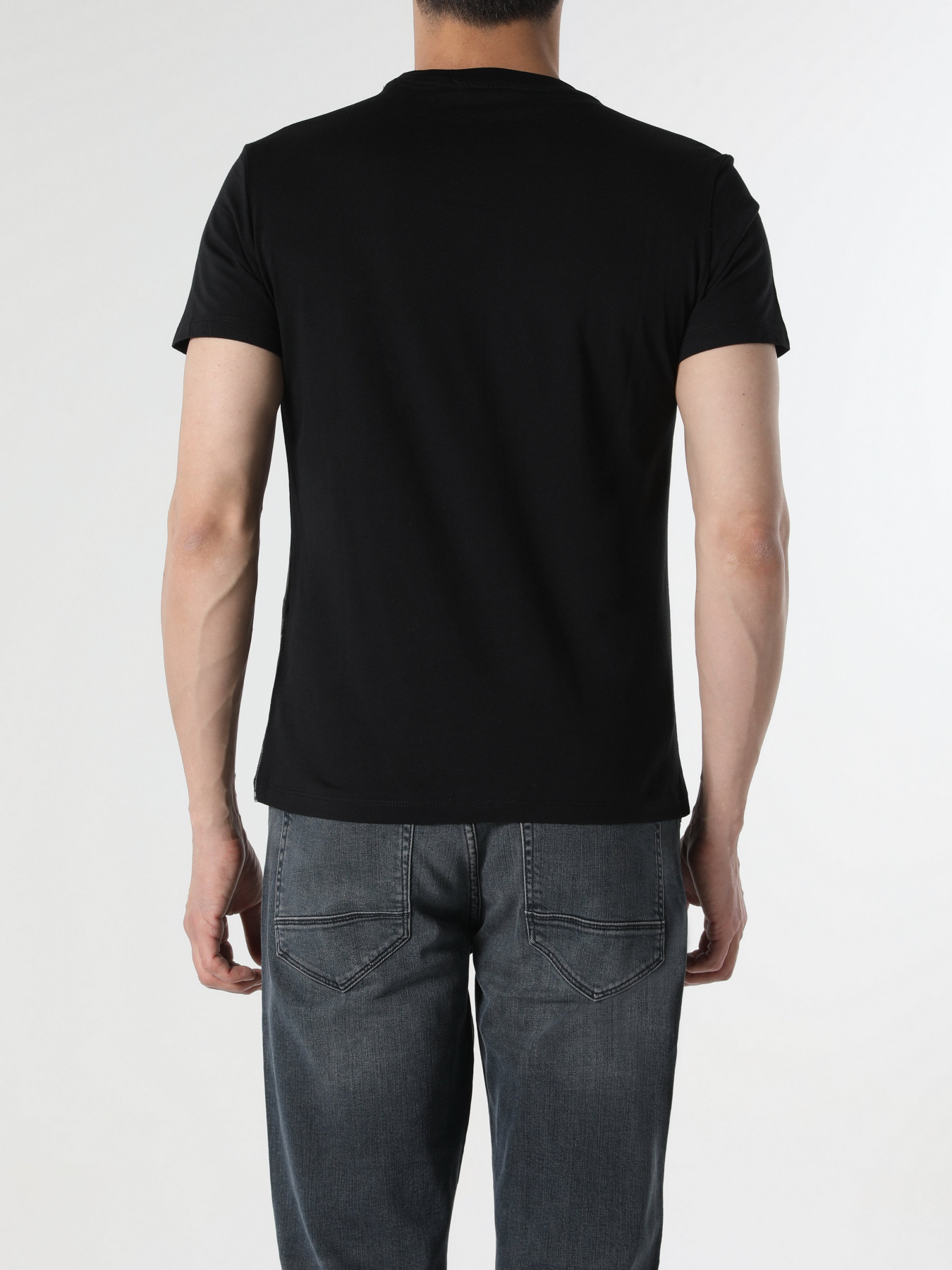 Футболки і поло Colin’s модель CL1056466BLK Фото