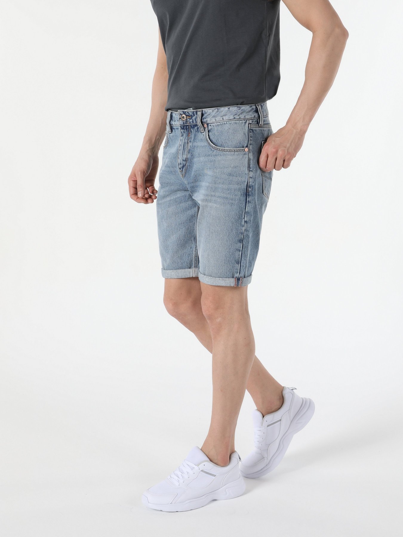 Повседневные шорты Colin’s модель CL1054578DN41353 Повседневные шорты Colin’s модель CL1054578DN41353 Фото