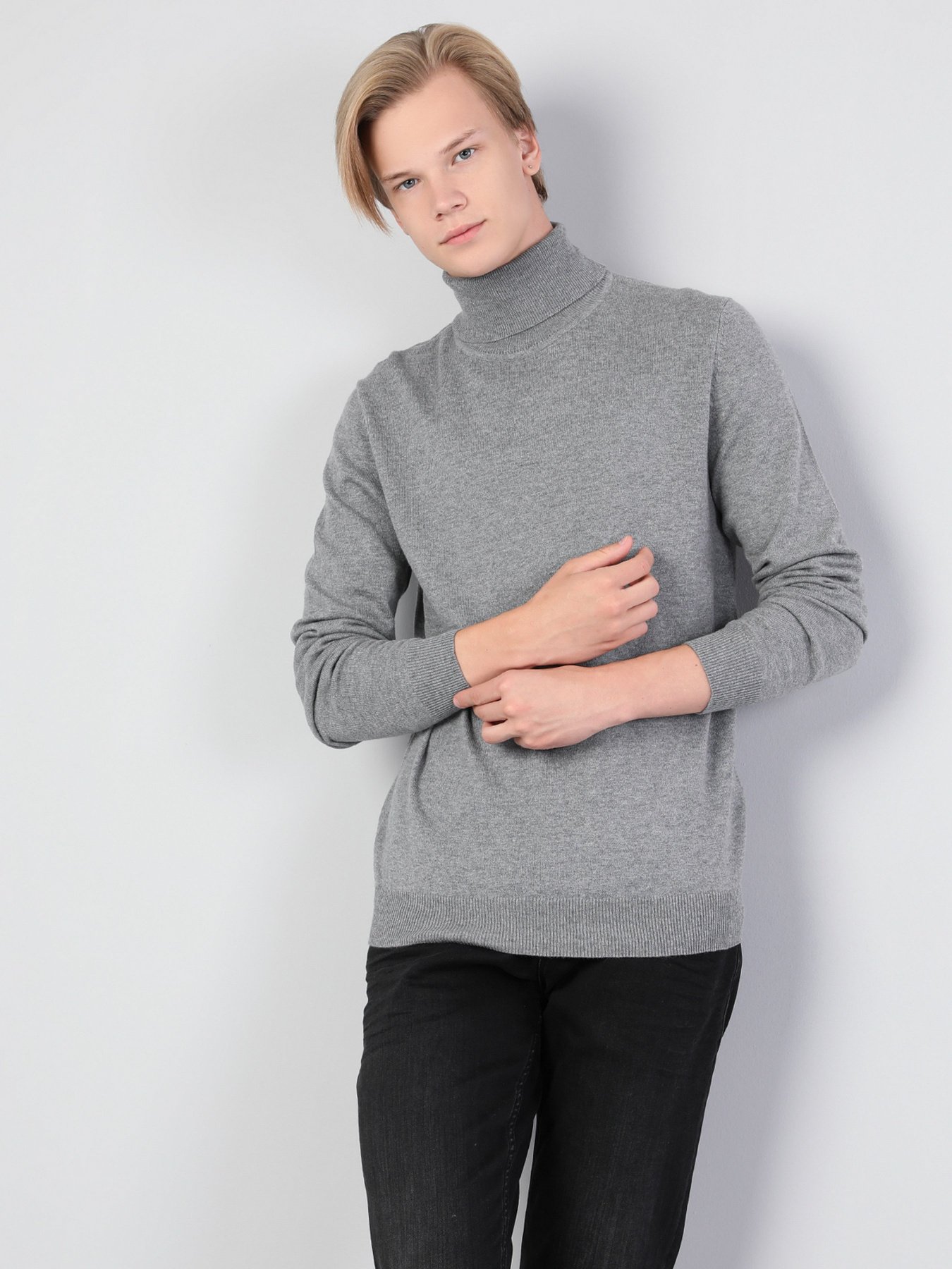 Светр Colin’s модель CL1023624MGA Фото