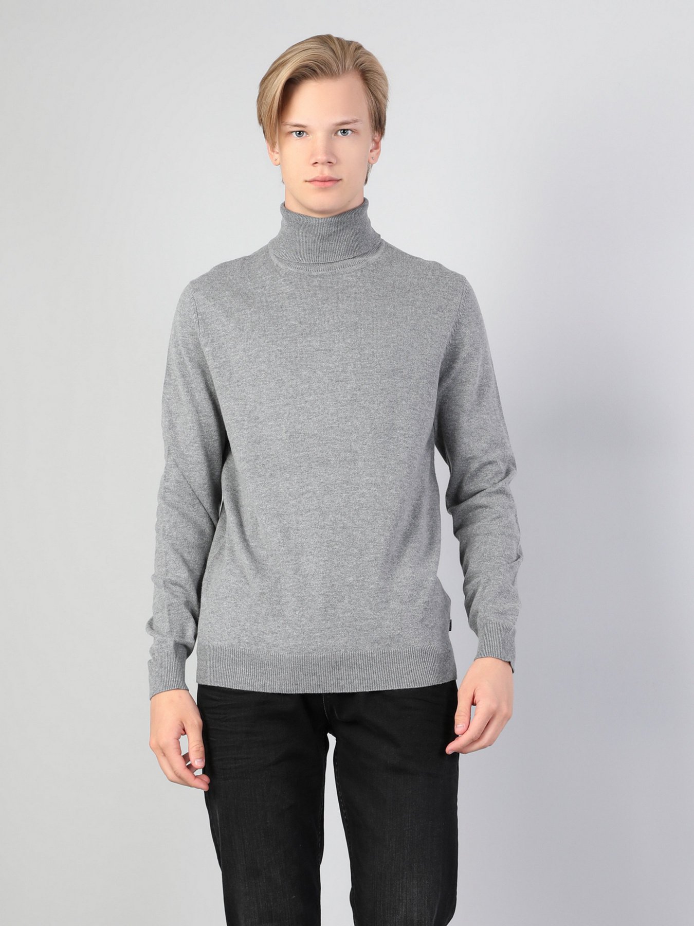 Светр Colin’s модель CL1023624MGA Фото