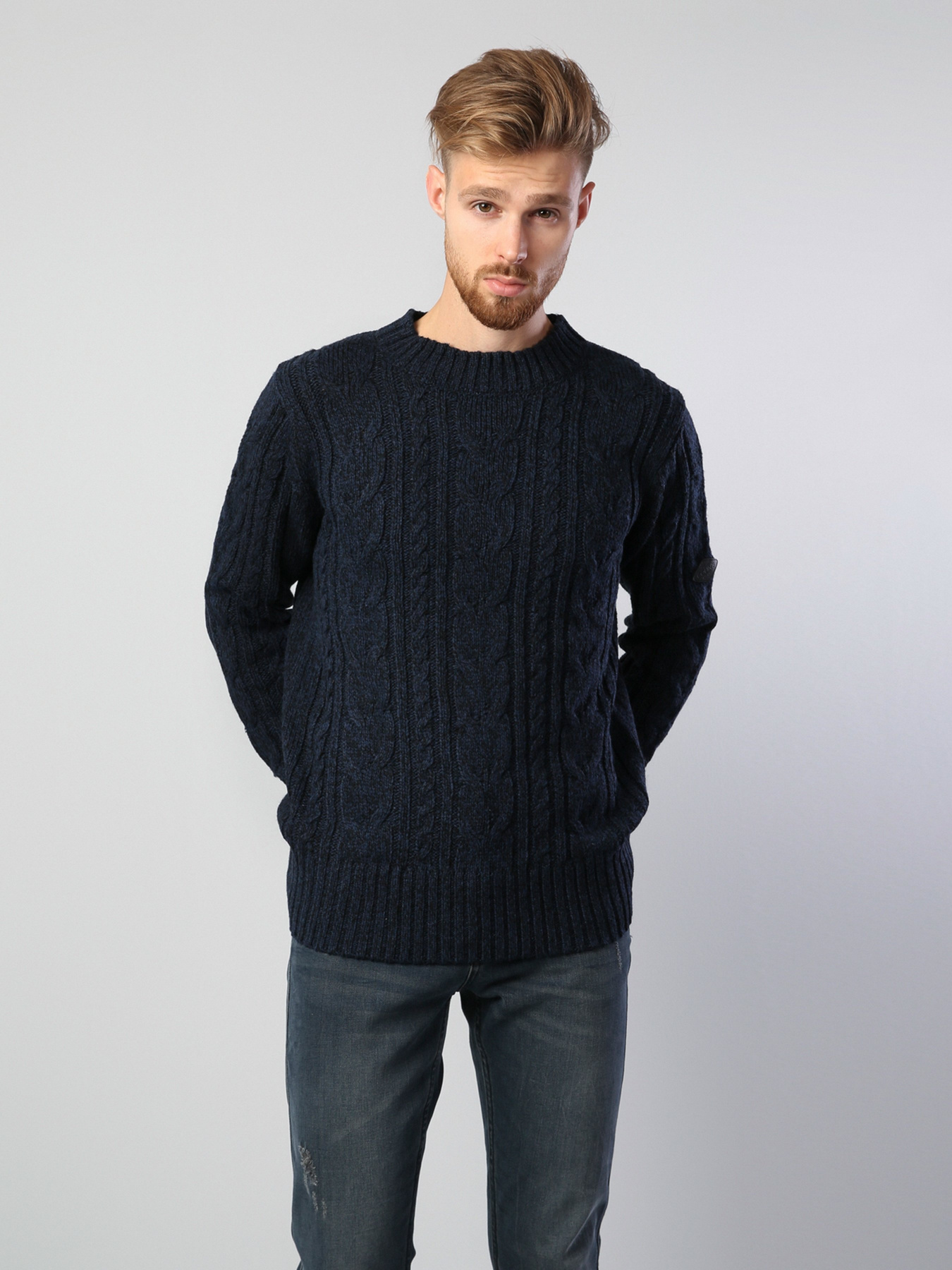 Свитер Colin’s модель CL1036359BLM Фото