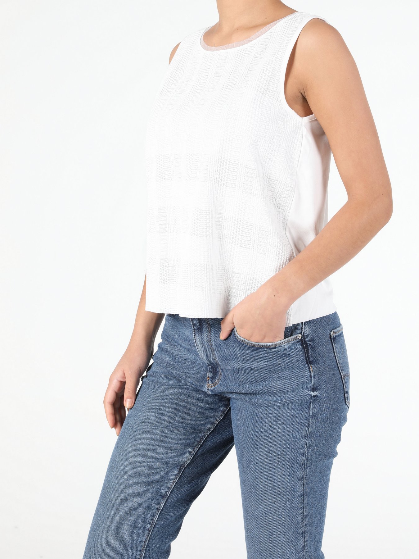 Майка для дома Colin’s модель CL1049151OFW Фото