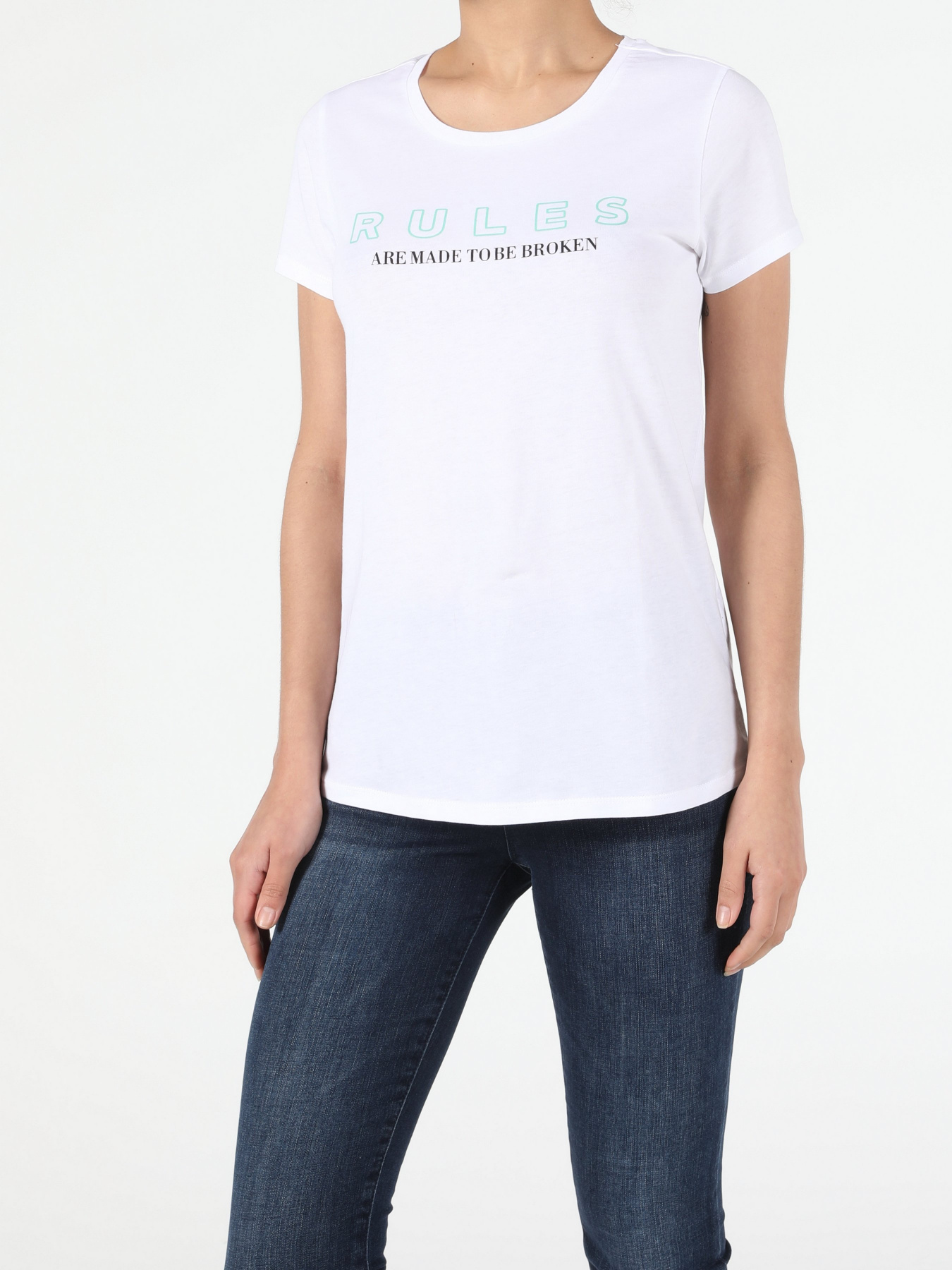 Футболки и поло Colin’s модель CL1052416WHT Фото