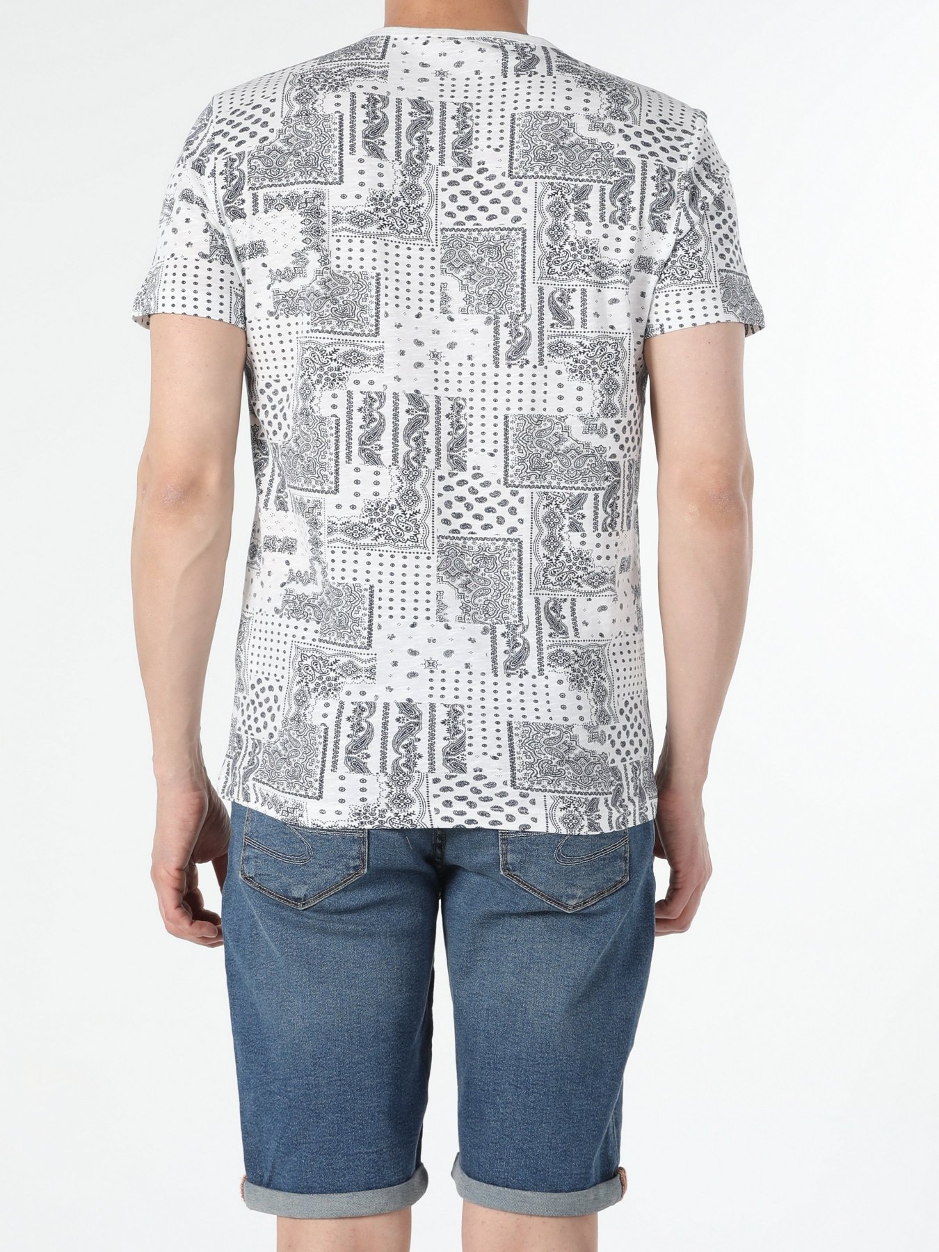 Футболки и поло Colin’s модель CL1052845WHT Фото