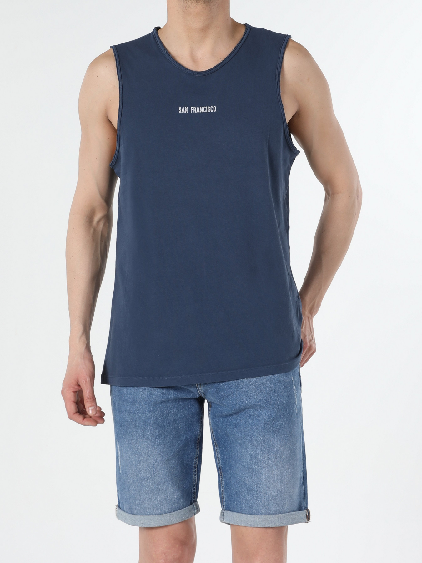 Майка Colin’s модель CL1053830NAV Майка Colin’s модель CL1053830NAV Фото