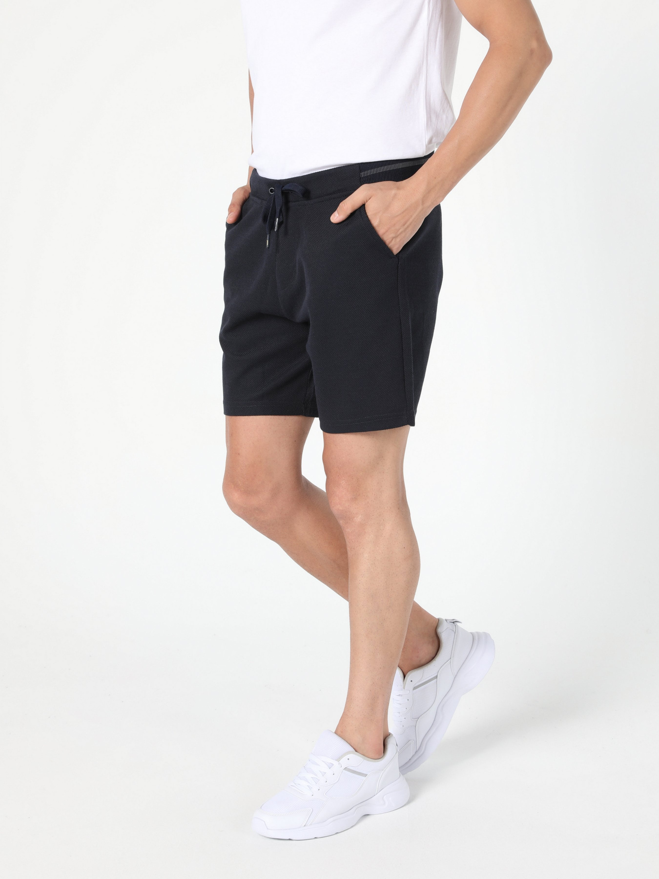 Повседневные шорты Colin’s модель CL1053847NAV Фото