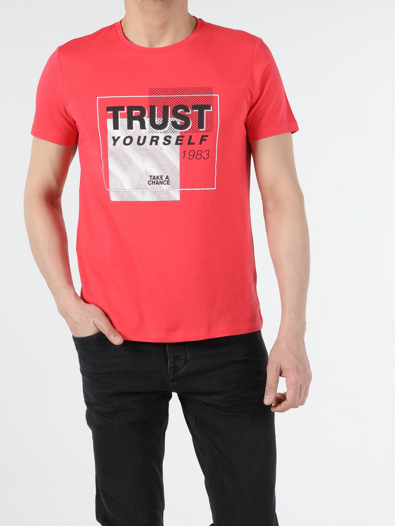 Футболки и поло Colin’s модель CL1053911RED Фото