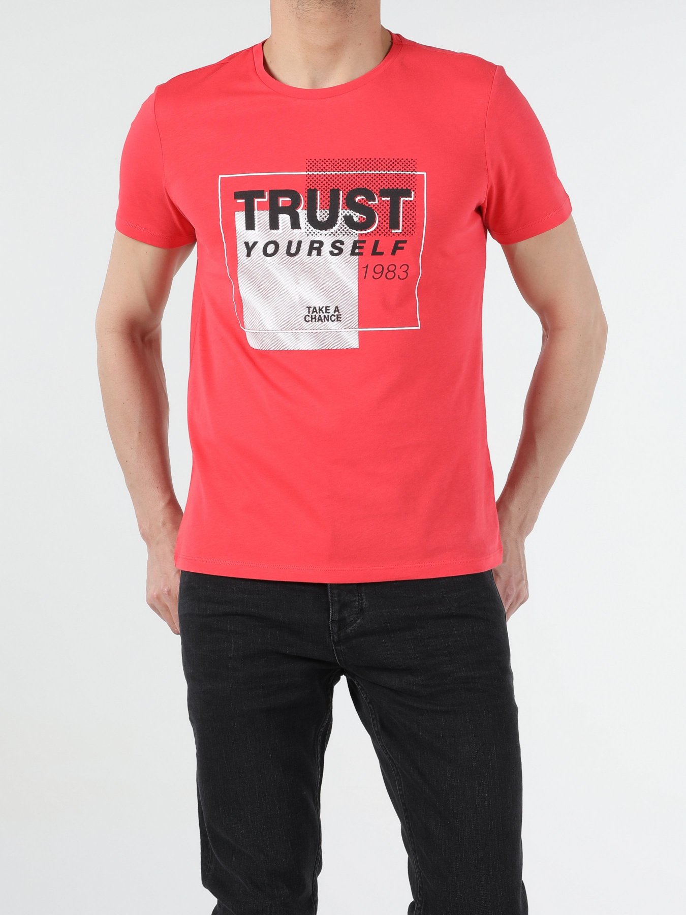 Футболки и поло Colin’s модель CL1053911RED Фото