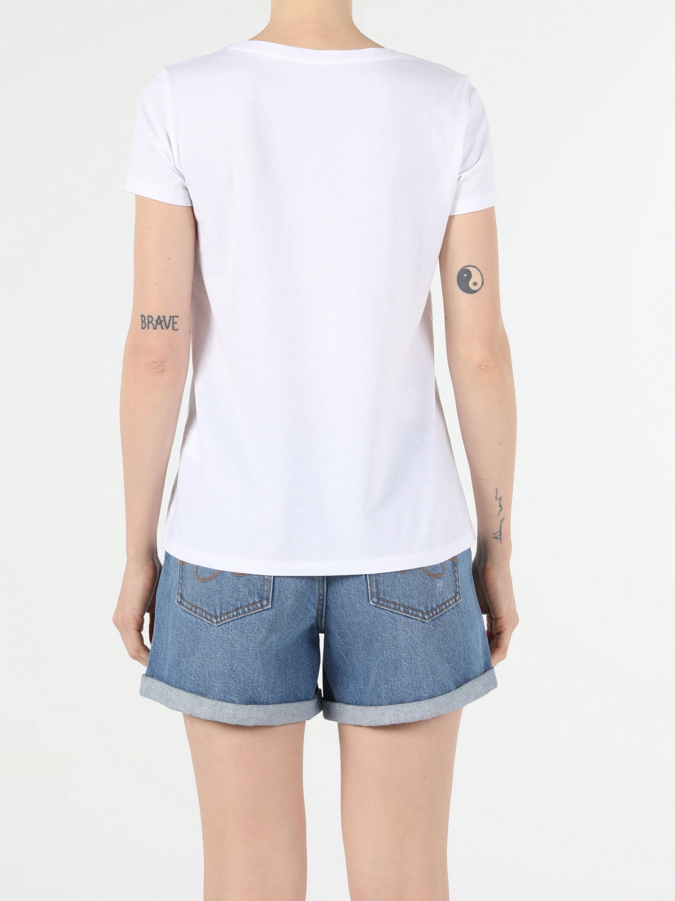 Футболки и поло Colin’s модель CL1053930WHT Фото