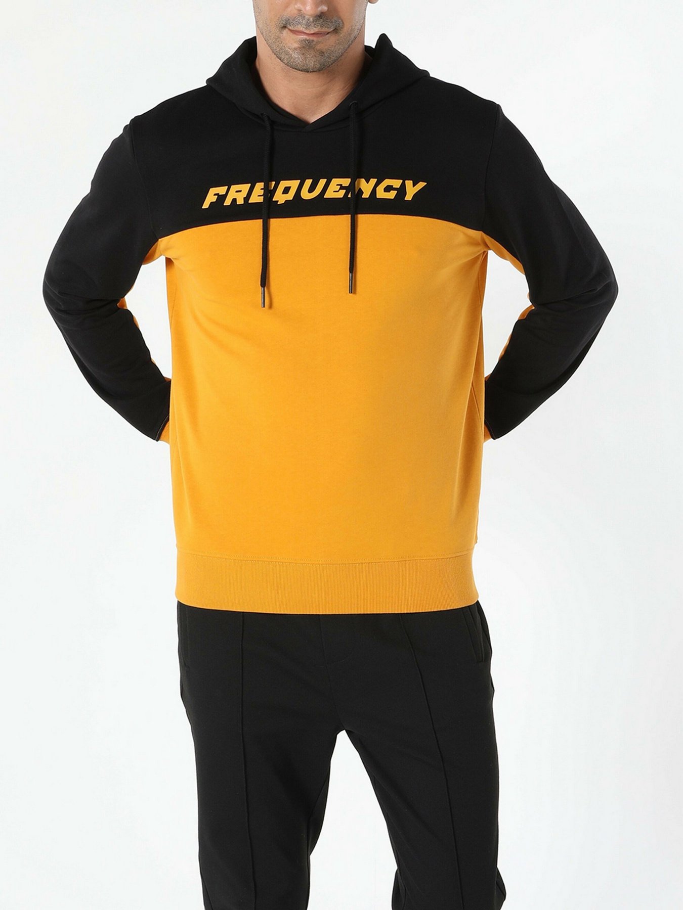 Худи Colin’s модель CL1055068YLW Фото