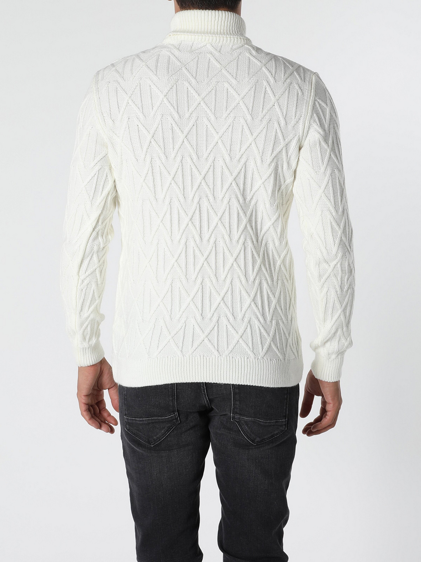 Свитер Colin’s модель CL1056012OFW Фото