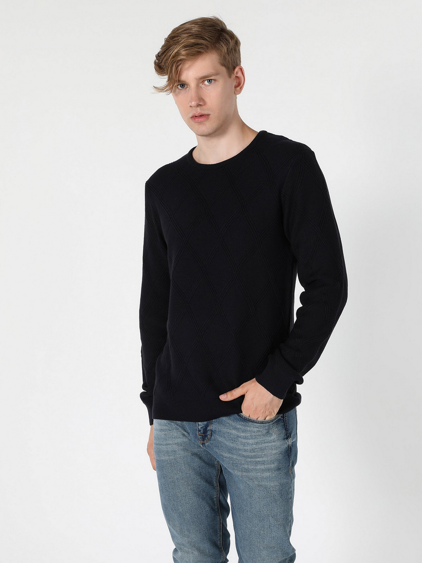 Джемпер Colin’s модель CL1050039NAV Джемпер Colin’s модель CL1050039NAV Фото